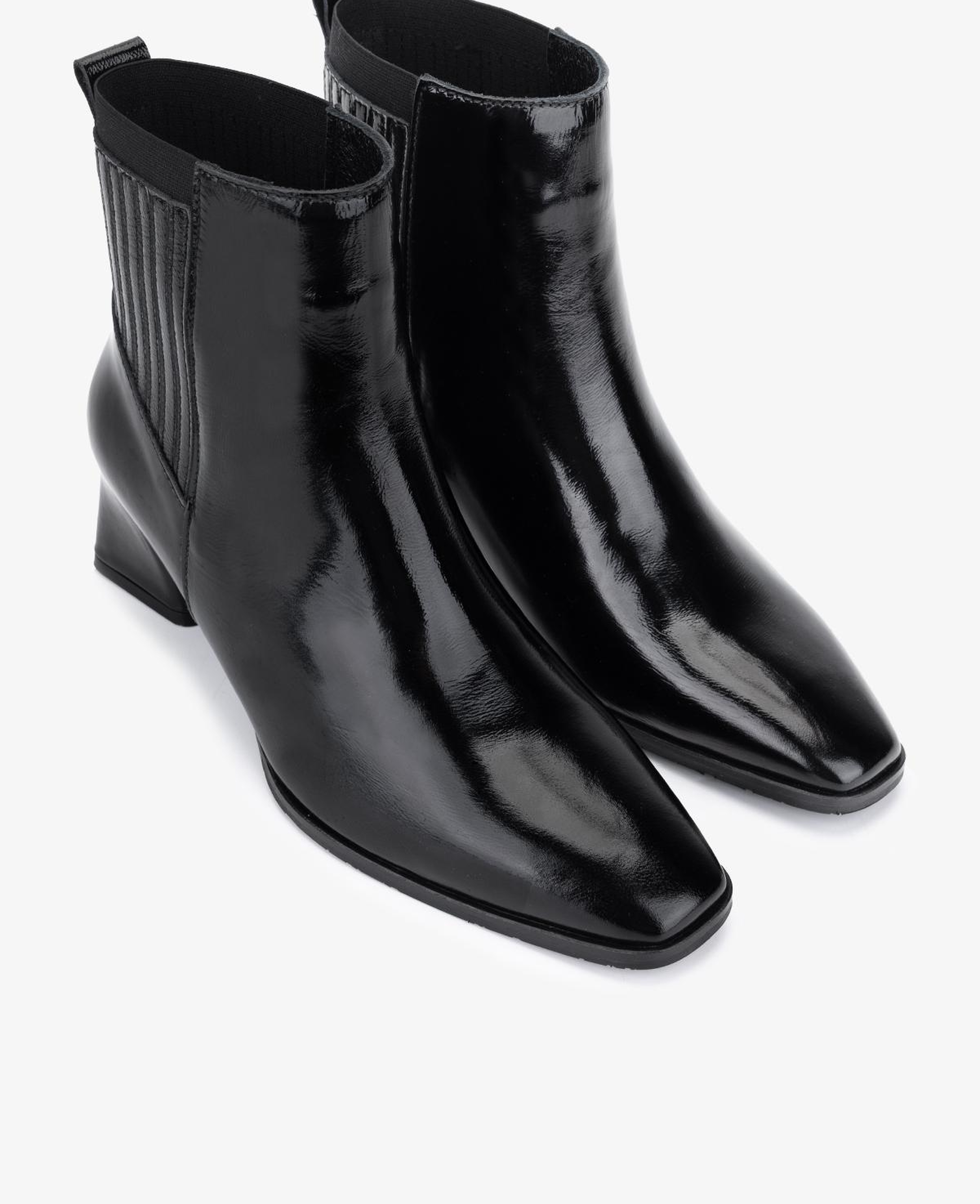 Valmenti Kadın Hakiki Deri Siyah Rugan Topuklu Bot