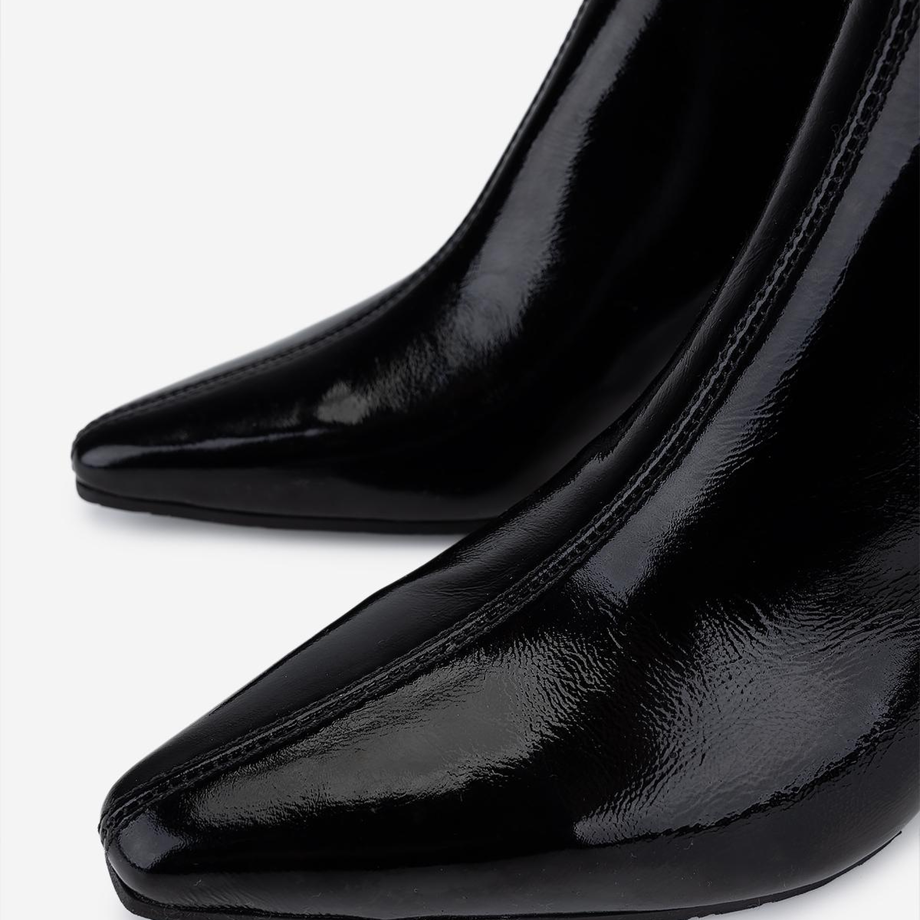 Valmenti Kadın Hakiki Deri Siyah Rugan Topuklu Bot