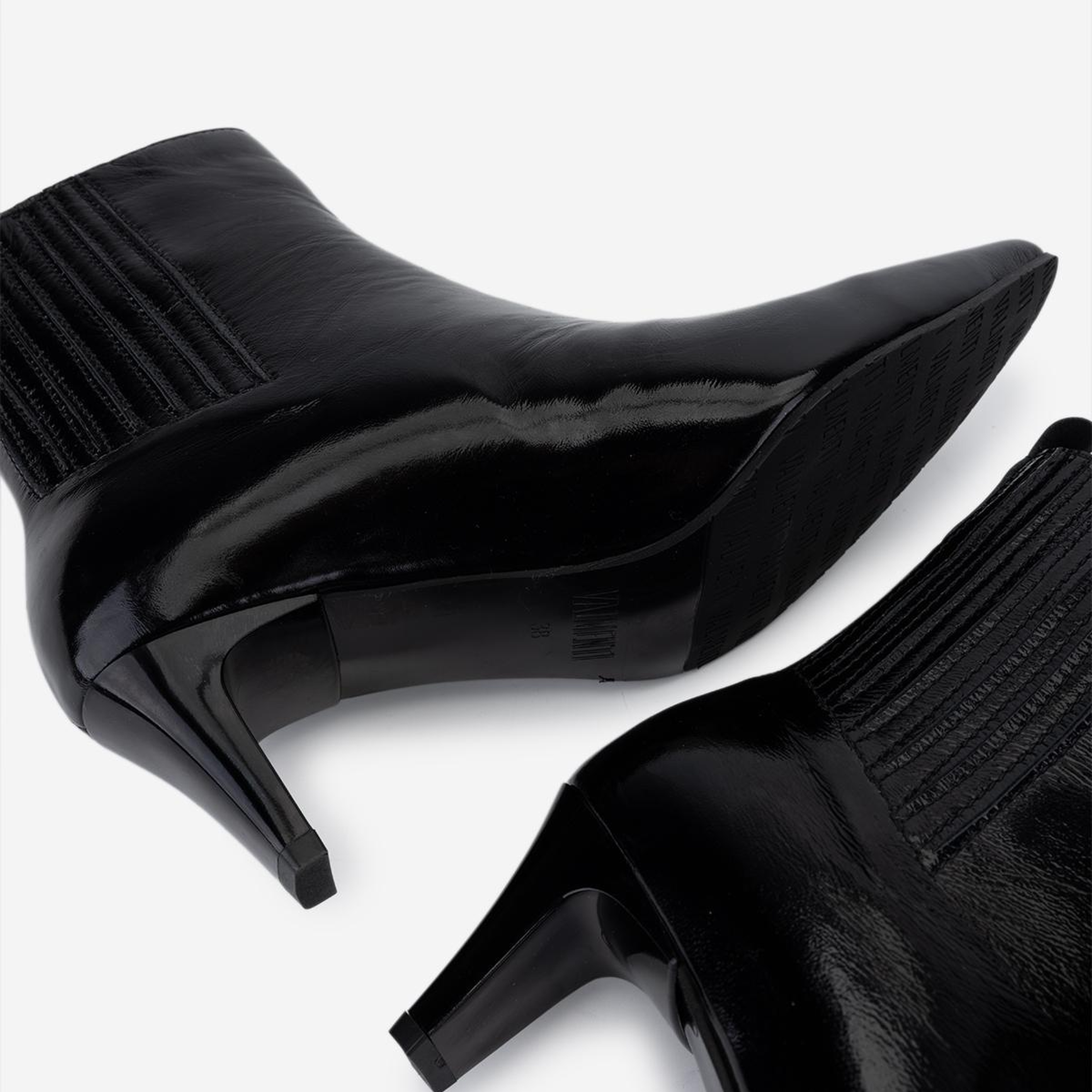 Valmenti Kadın Hakiki Deri Siyah Rugan Topuklu Bot