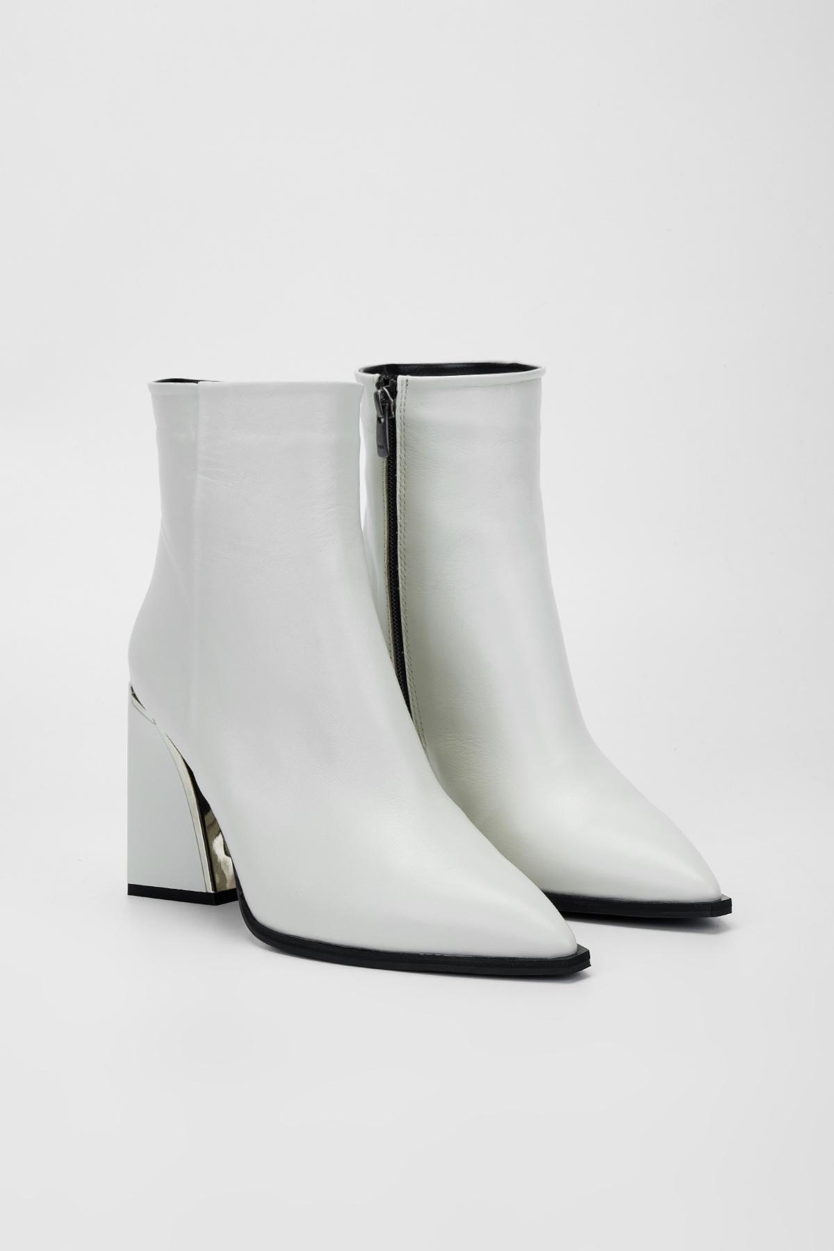 Valmenti Kadın Hakiki Deri Kırık Beyaz Topuklu Bot