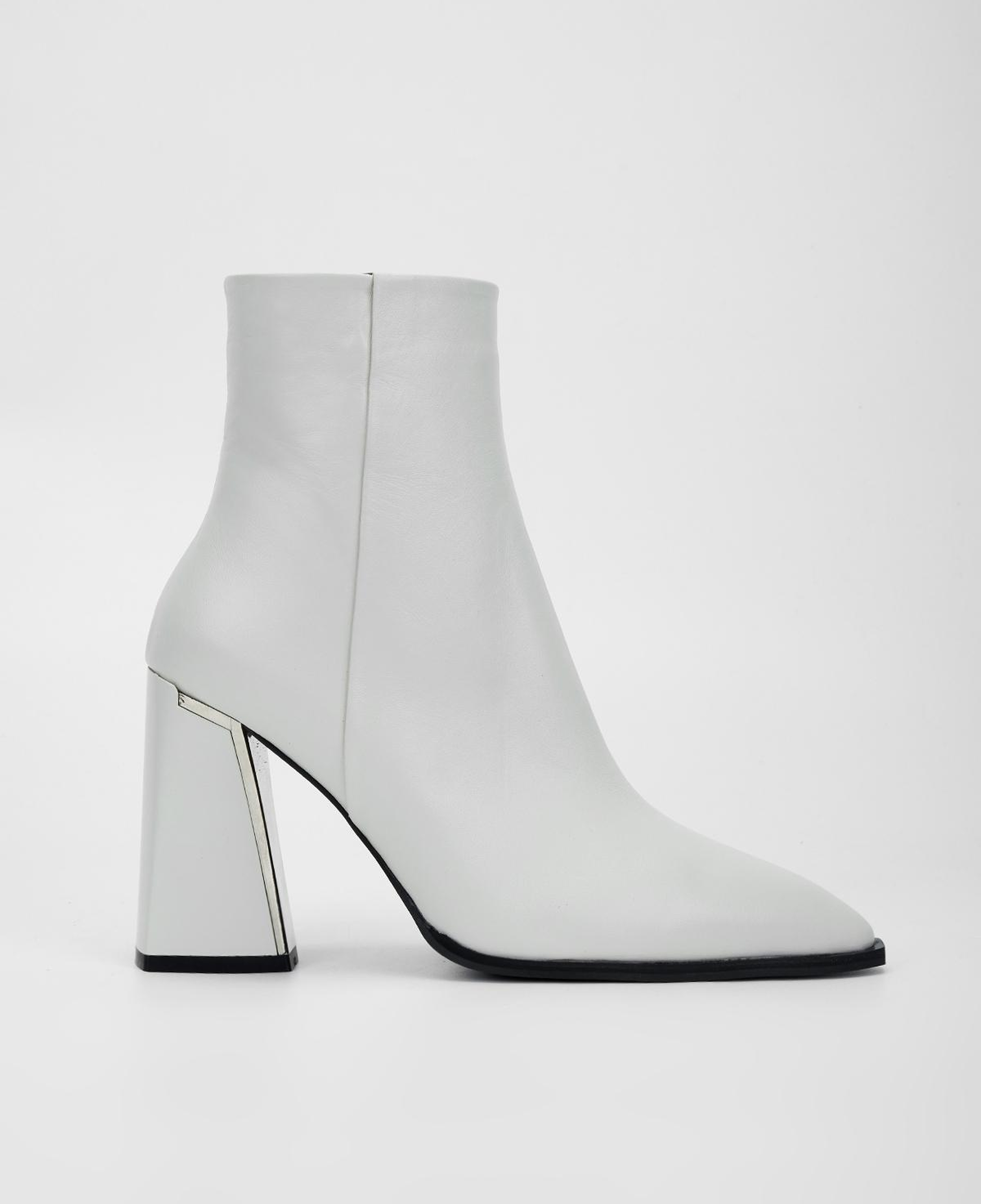 Valmenti Kadın Hakiki Deri Kırık Beyaz Topuklu Bot