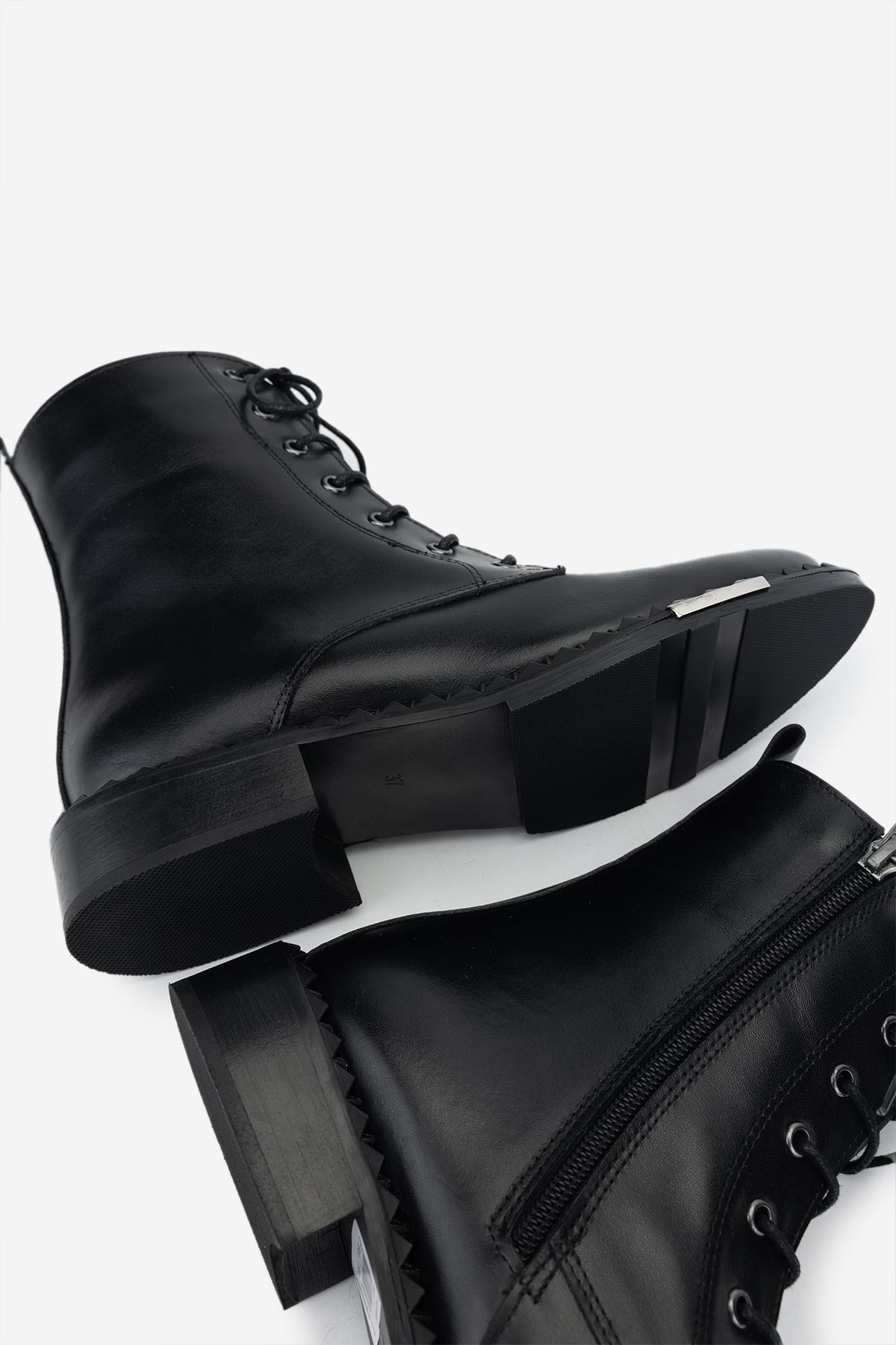 Valmenti Kadın Hakiki Deri Siyah Düz Bot