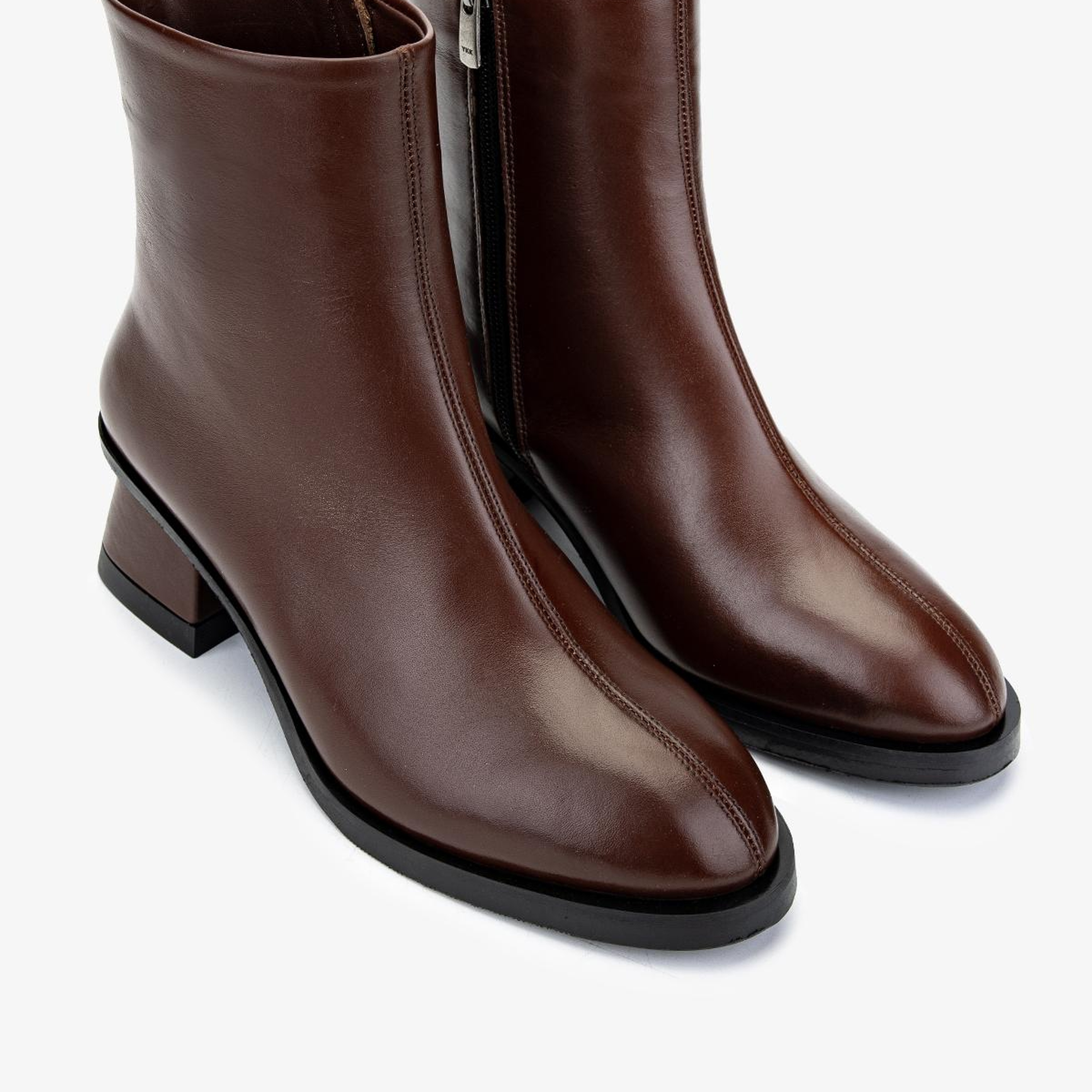 Valmenti Kadın Hakiki Deri Fındık Topuklu Bot