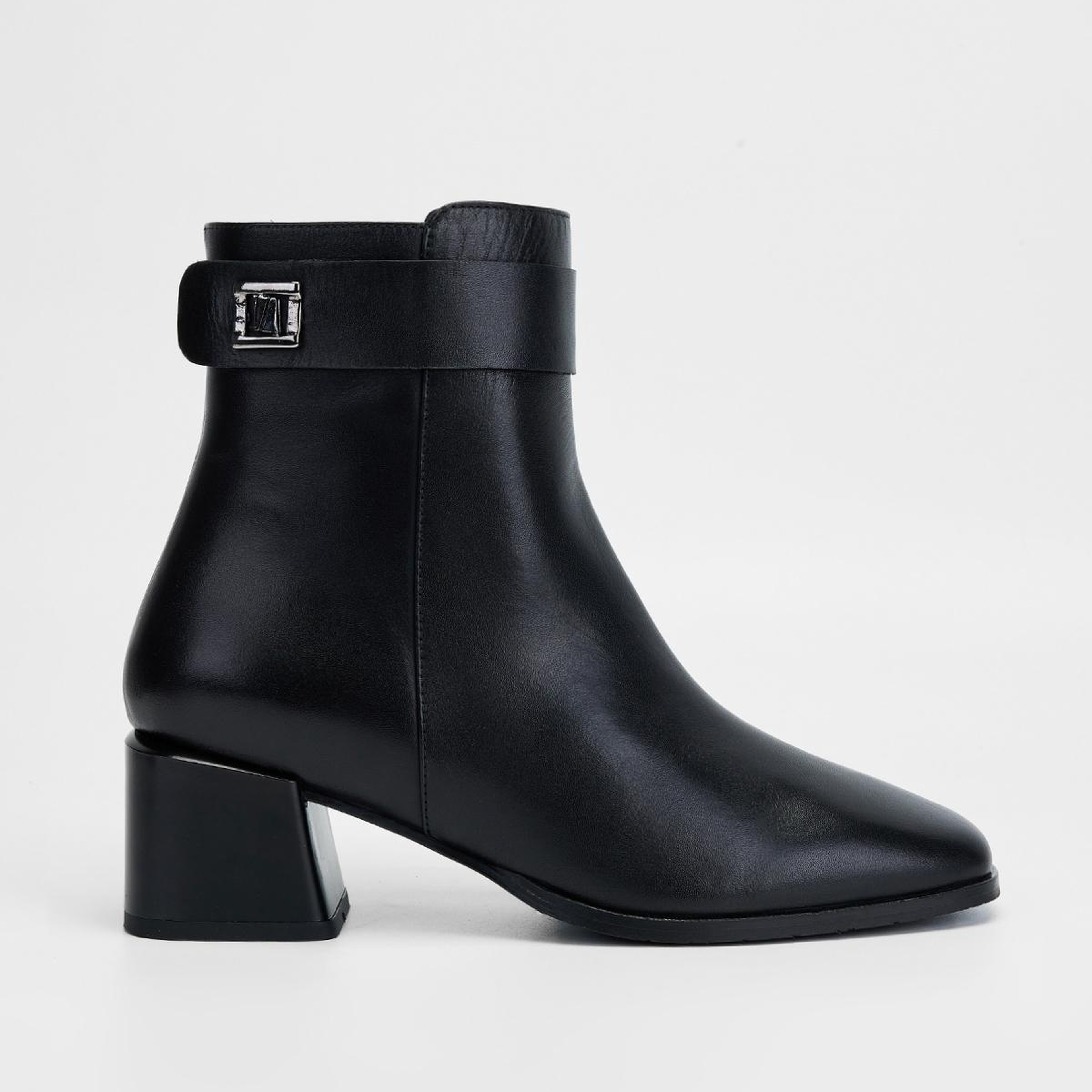 Valmenti Kadın Hakiki Deri Siyah Analin Topuklu Bot