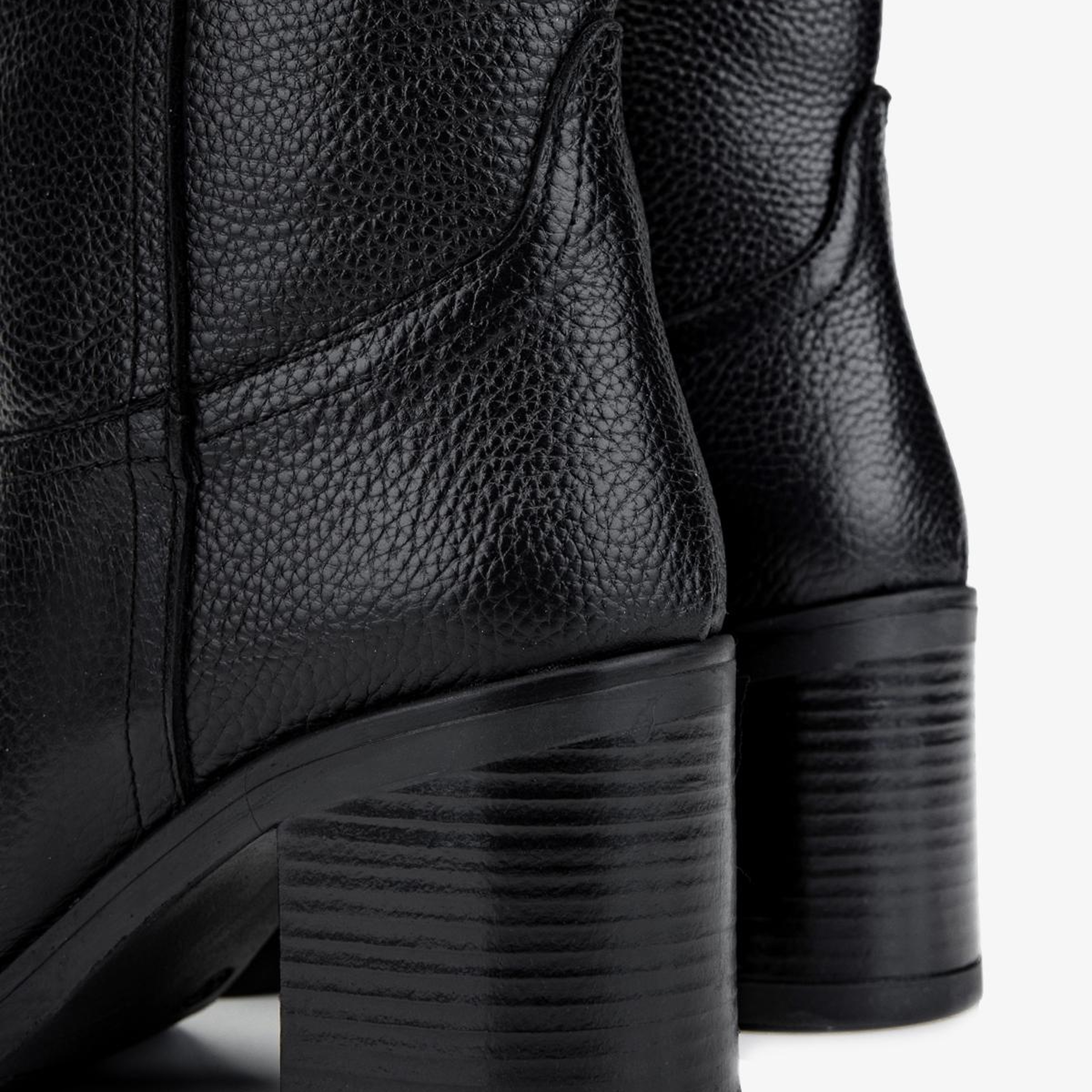 Valmenti Kadın Hakiki Deri Siyah Floter Topuklu Bot