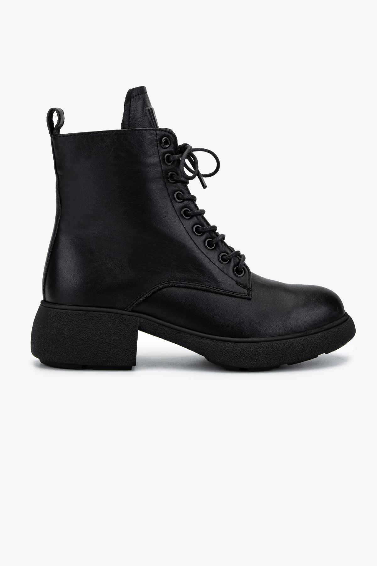 Valmenti Kadın Hakiki Deri Siyah Düz Bot
