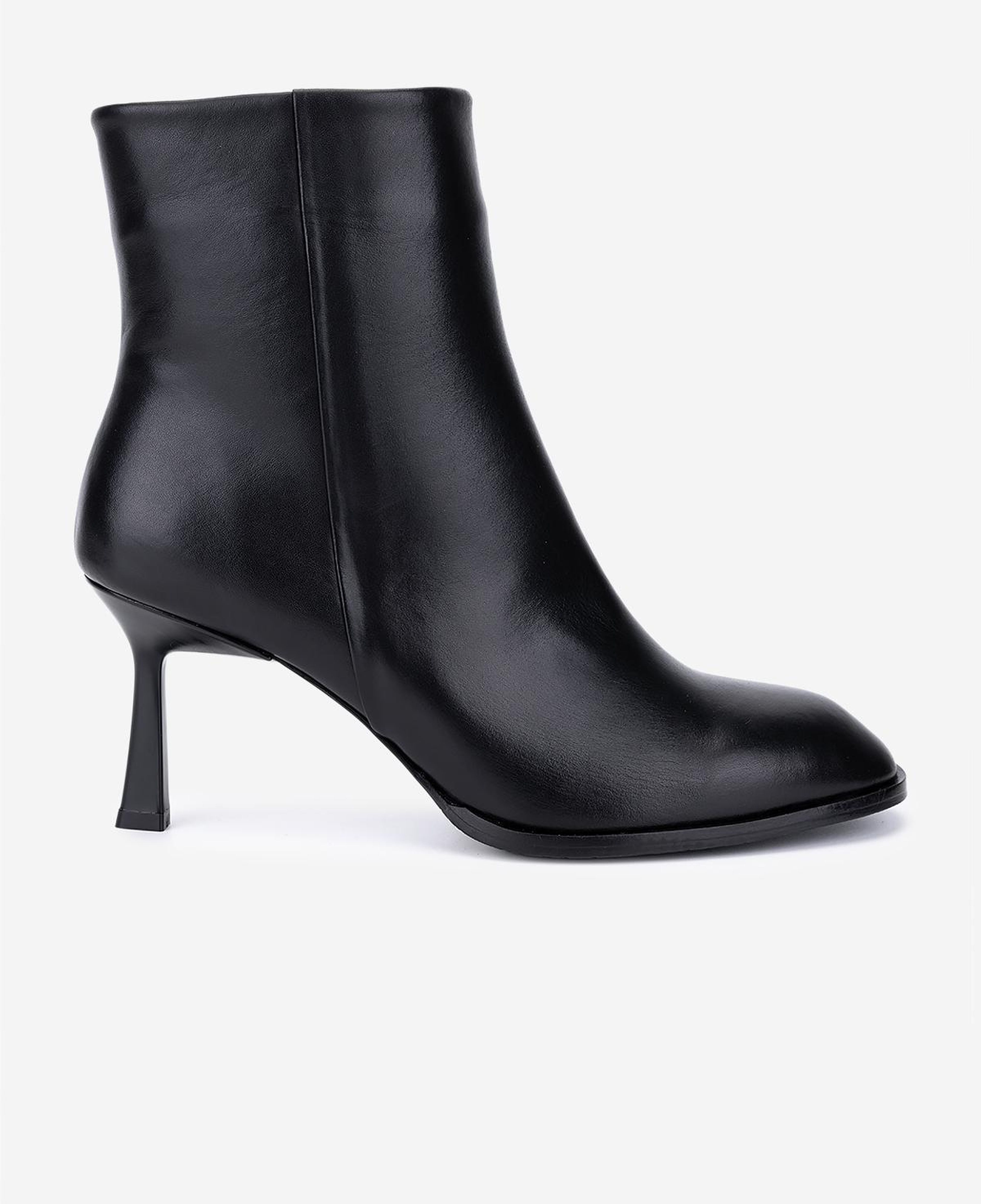 Valmenti Kadın Hakiki Deri Siyah Deri Topuklu Bot