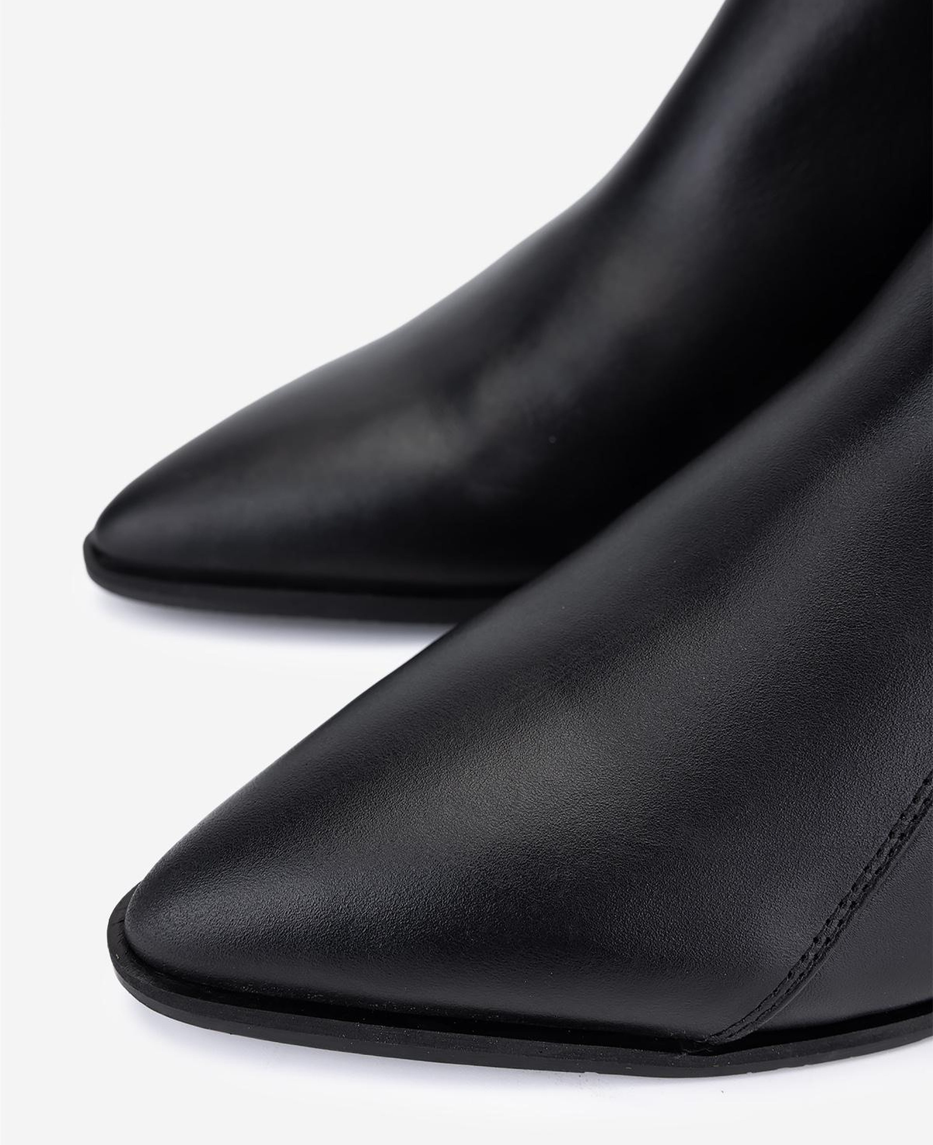 Valmenti Kadın Hakiki Deri Siyah Topuklu Bot