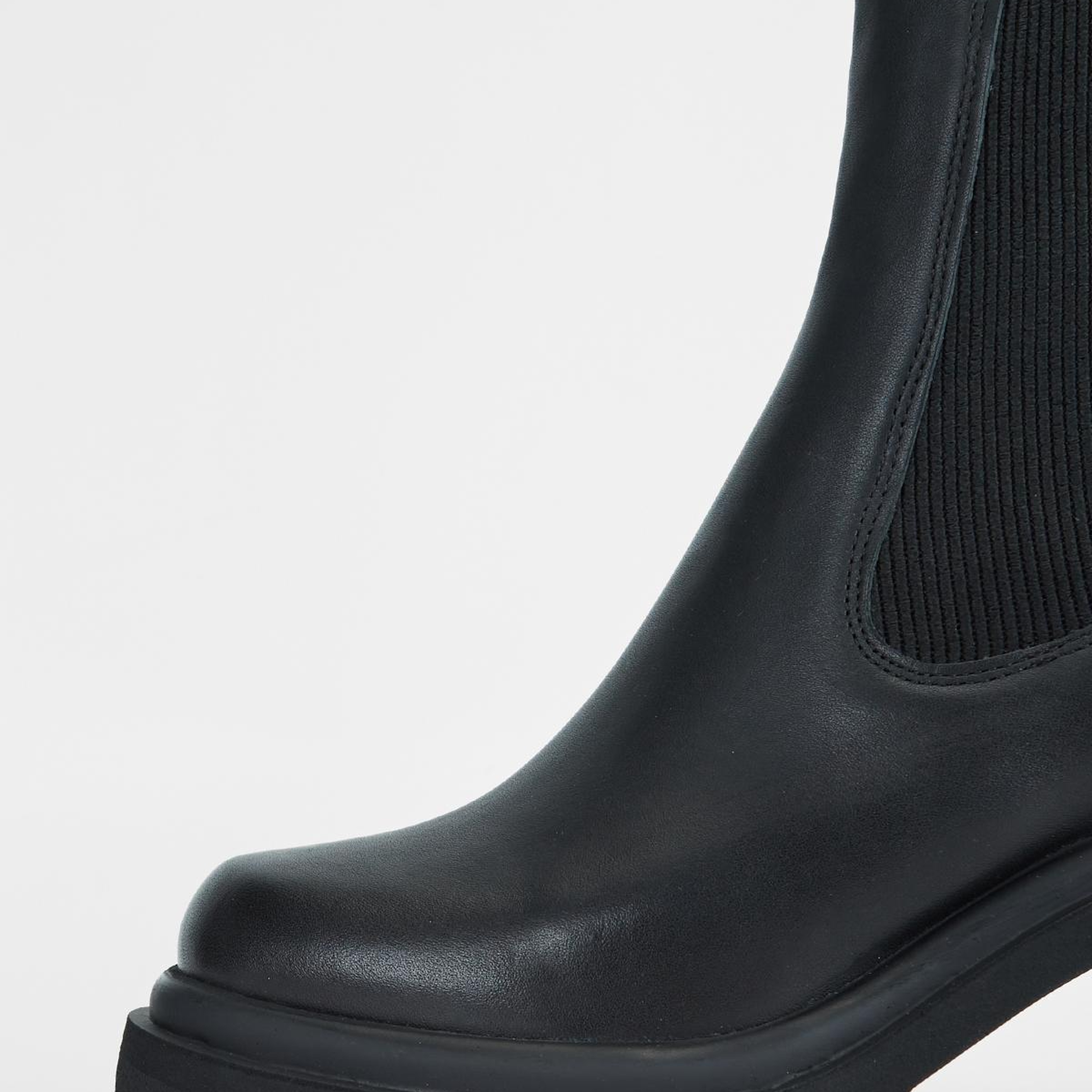 Valmenti Kadın Hakiki Deri Siyah Topuklu Bot