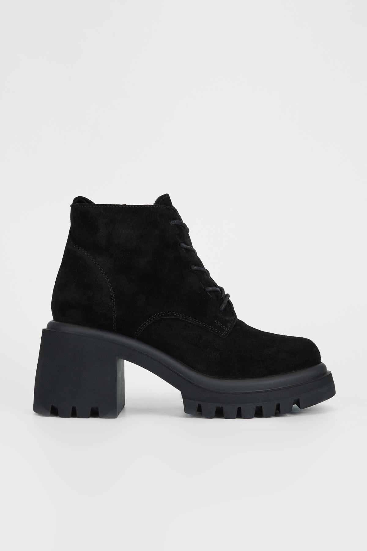 Valmenti Kadın Hakiki Deri Siyah Süet Topuklu Bot