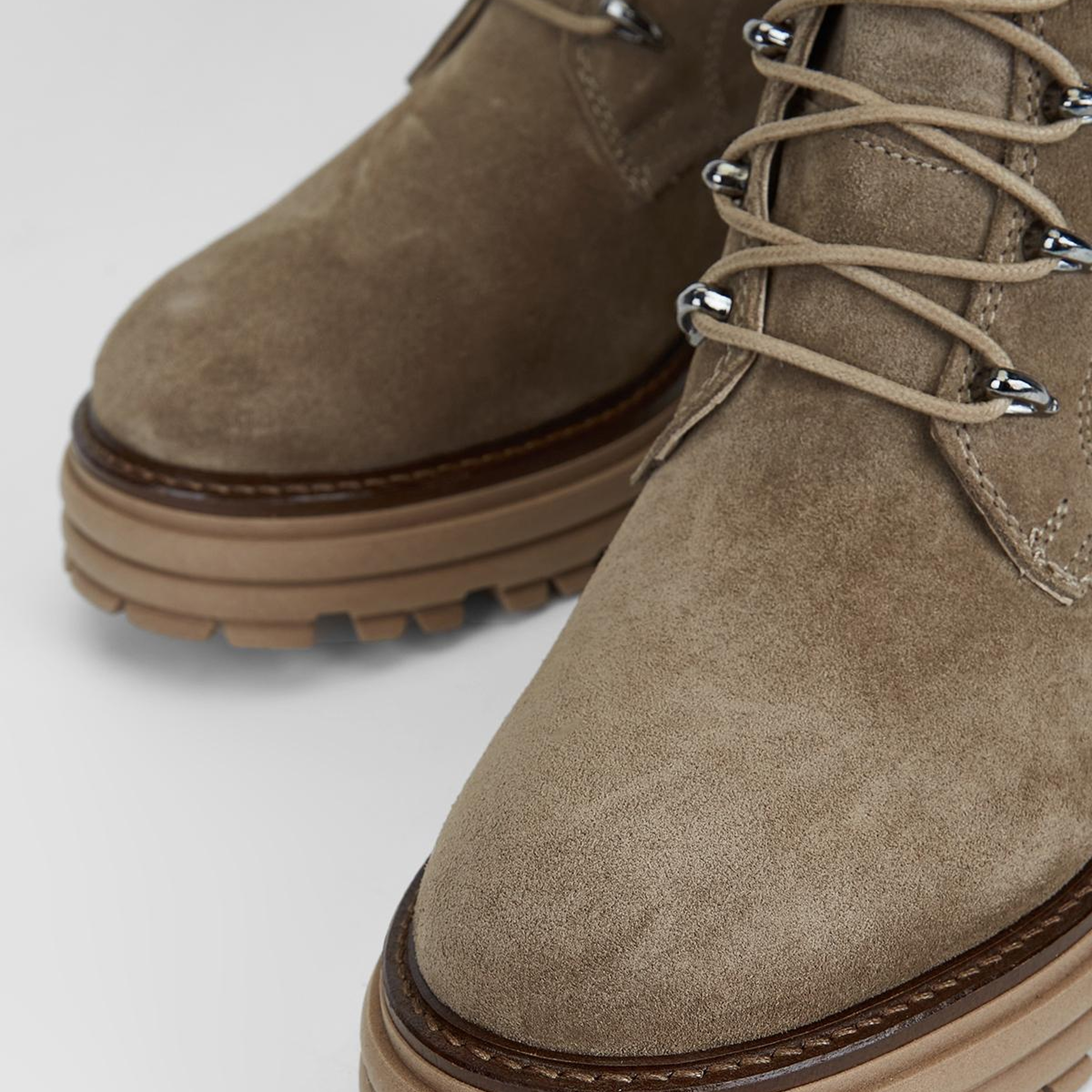 Valmenti Kadın Hakiki Deri Bej Süet Düz Bot