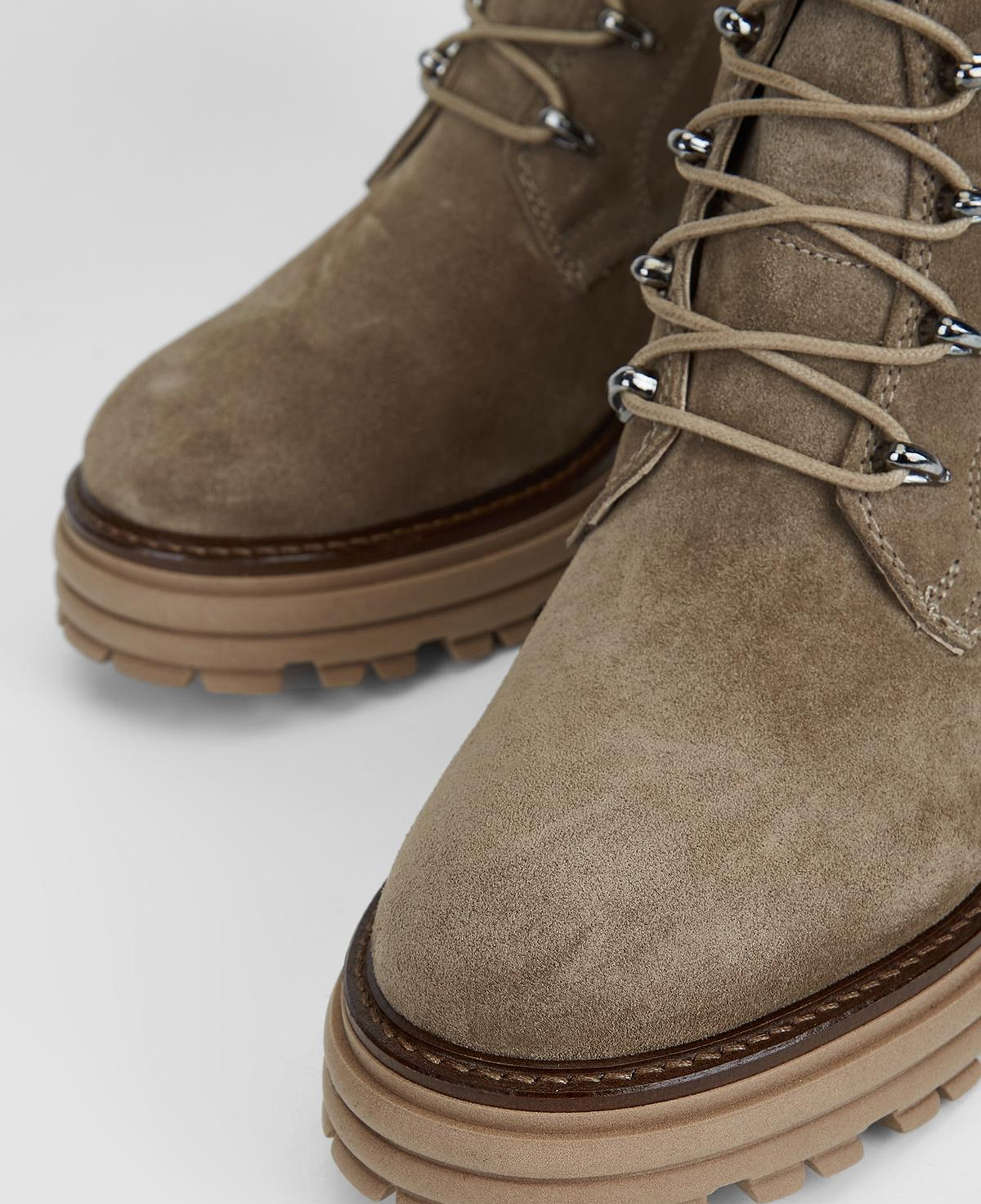 Valmenti Kadın Hakiki Deri Bej Süet Düz Bot