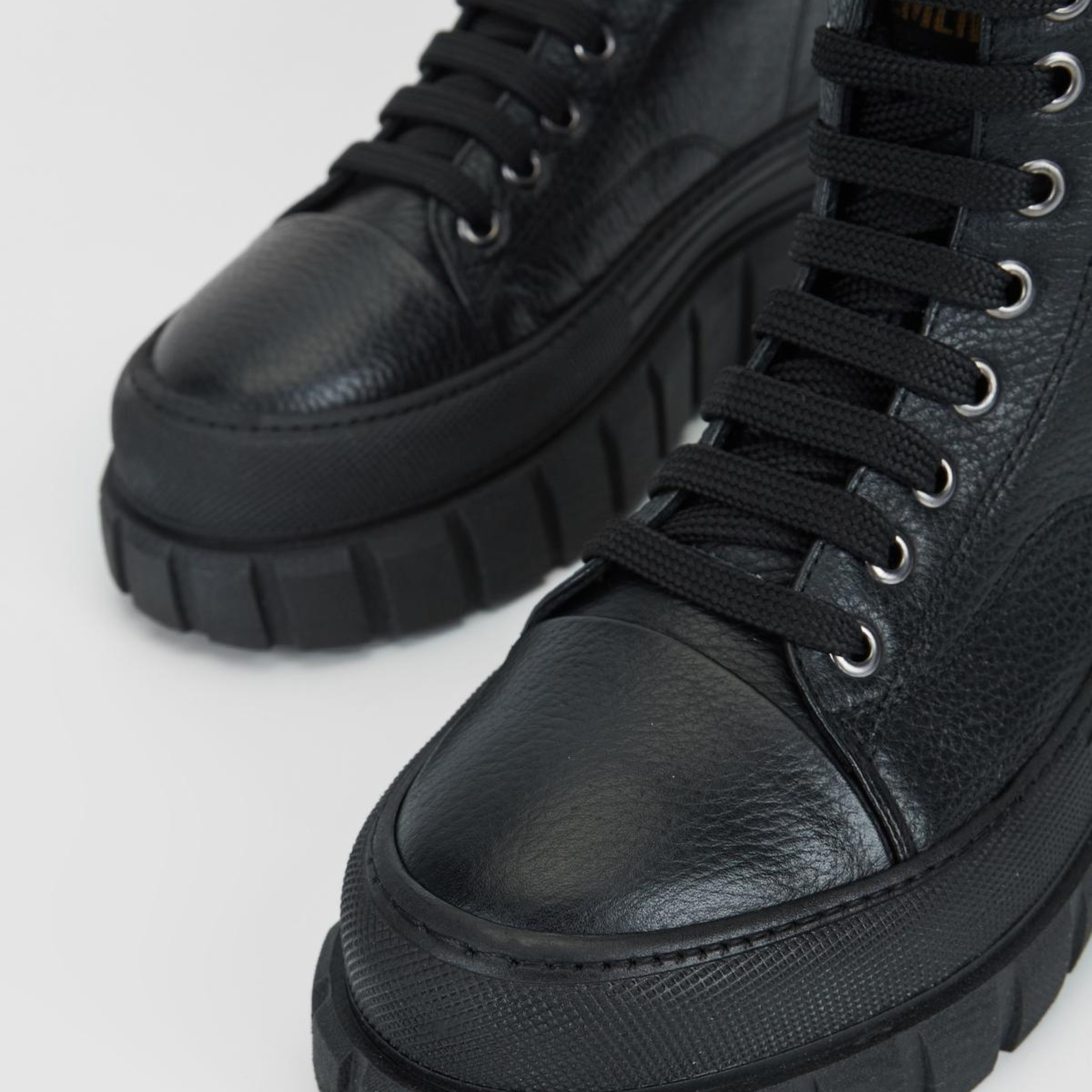 Valmenti Kadın Hakiki Deri Siyah Floter Düz Bot