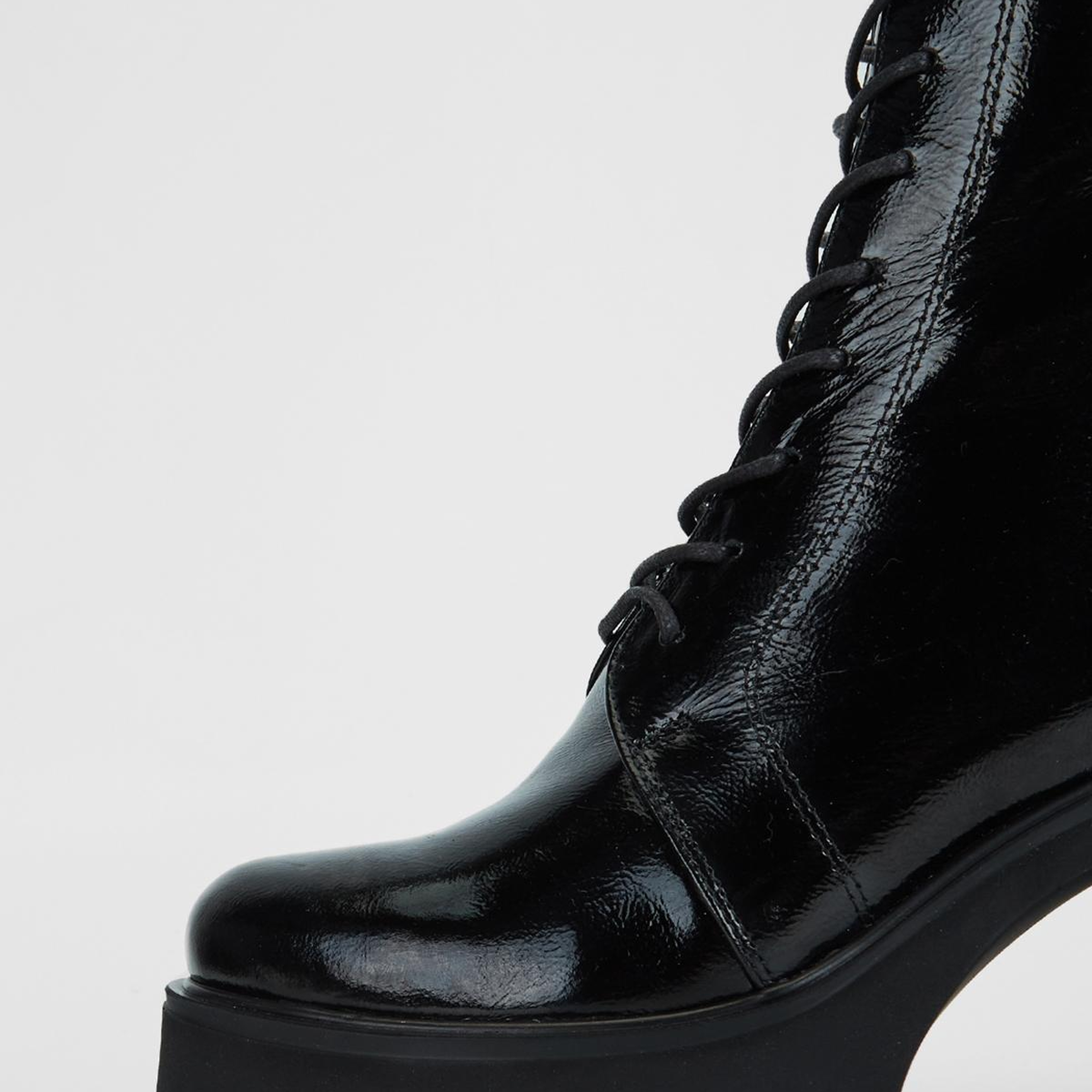 Valmenti Kadın Hakiki Deri Siyah Kırışık Rugan Topuklu Bot