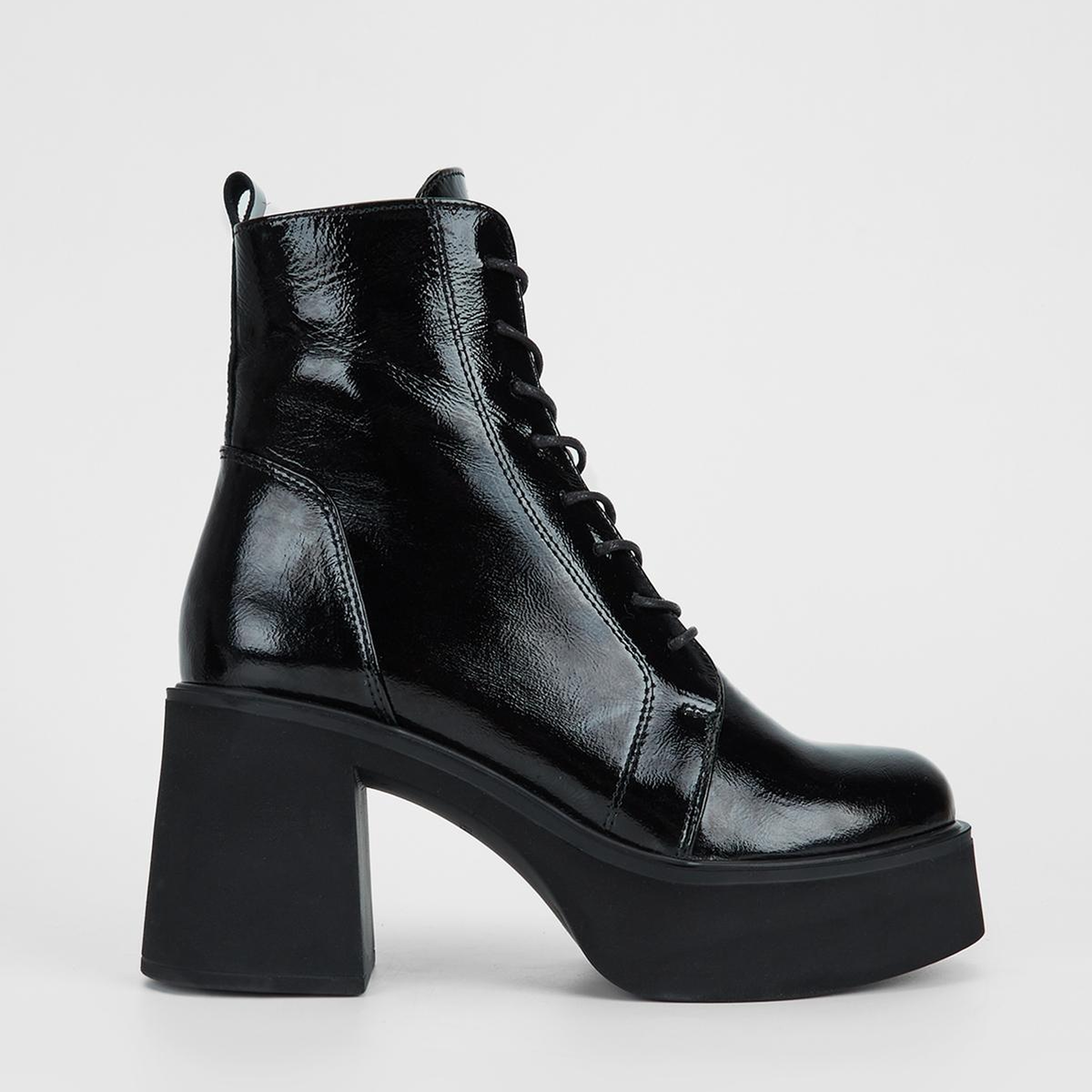 Valmenti Kadın Hakiki Deri Siyah Kırışık Rugan Topuklu Bot