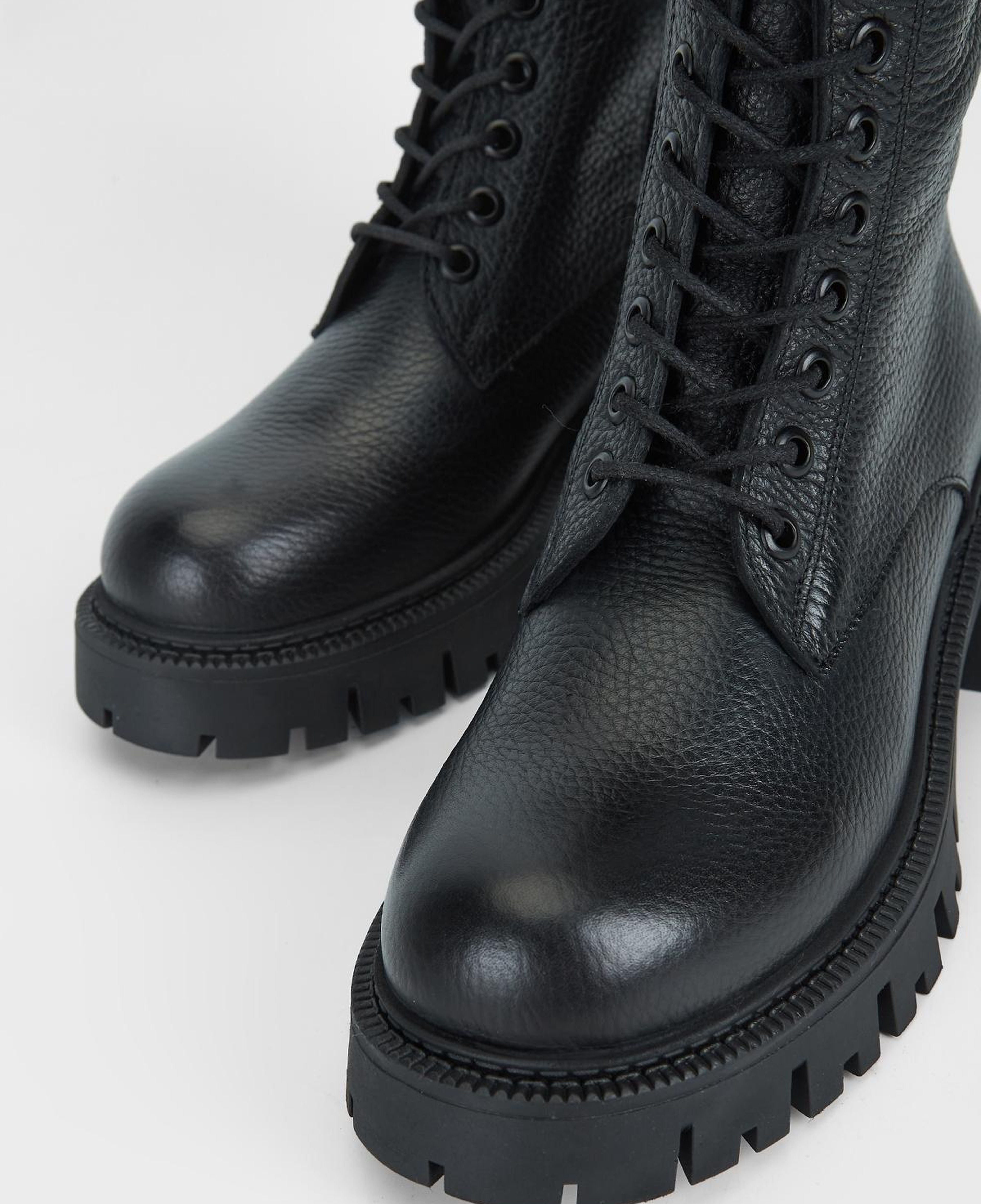 Valmenti Kadın Hakiki Deri Siyah Floter Düz Bot