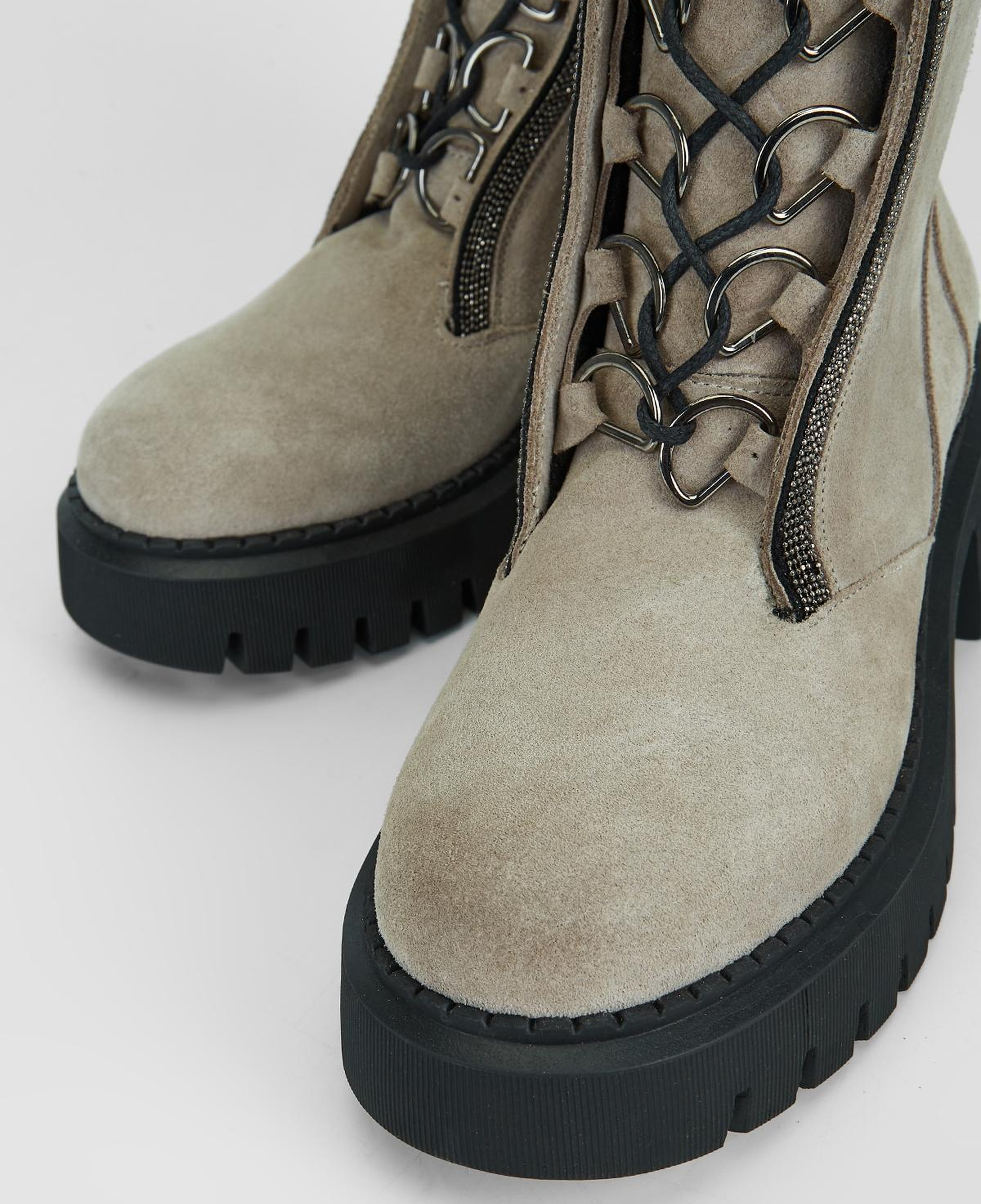 Valmenti Kadın Hakiki Deri Bej Süet Topuklu Bot