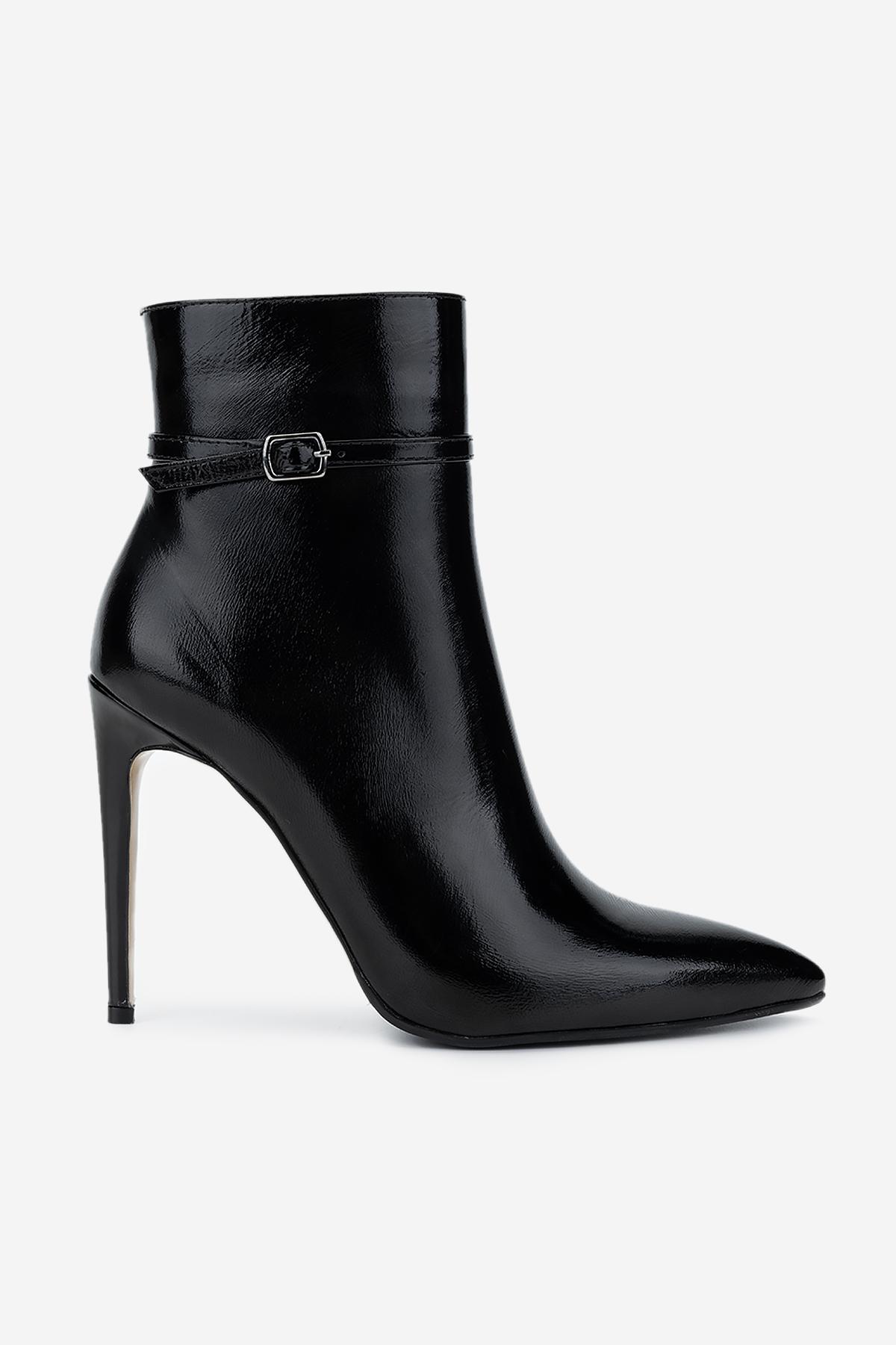 Valmenti Kadın Hakiki Deri Siyah Rugan Topuklu Bot