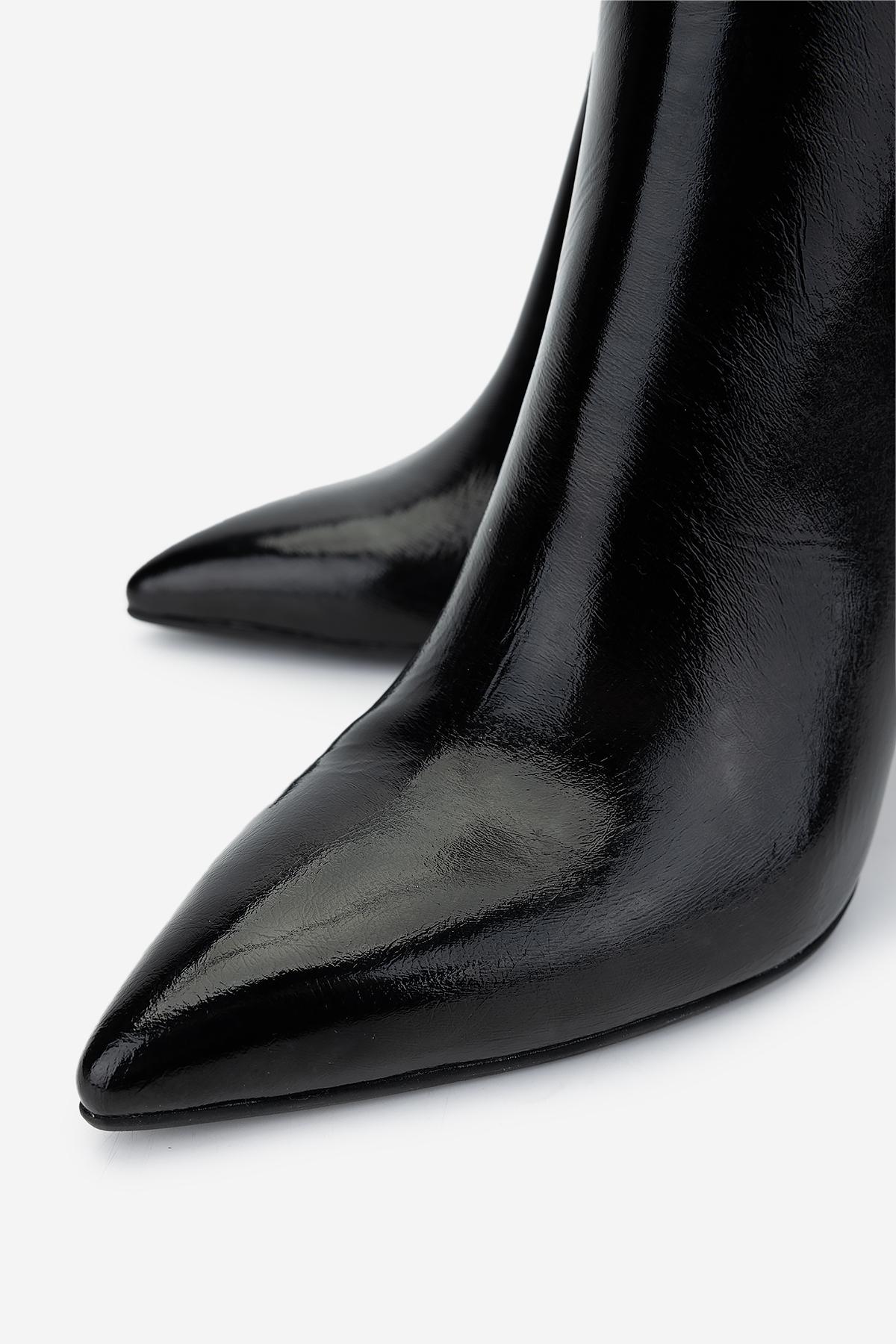 Valmenti Kadın Hakiki Deri Siyah Rugan Topuklu Bot