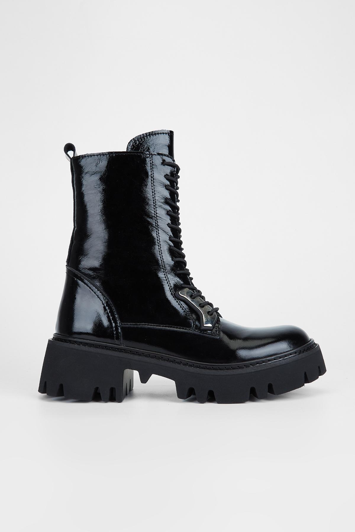 Valmenti Kadın Hakiki Deri Siyah Kırışık Rugan Düz Bot