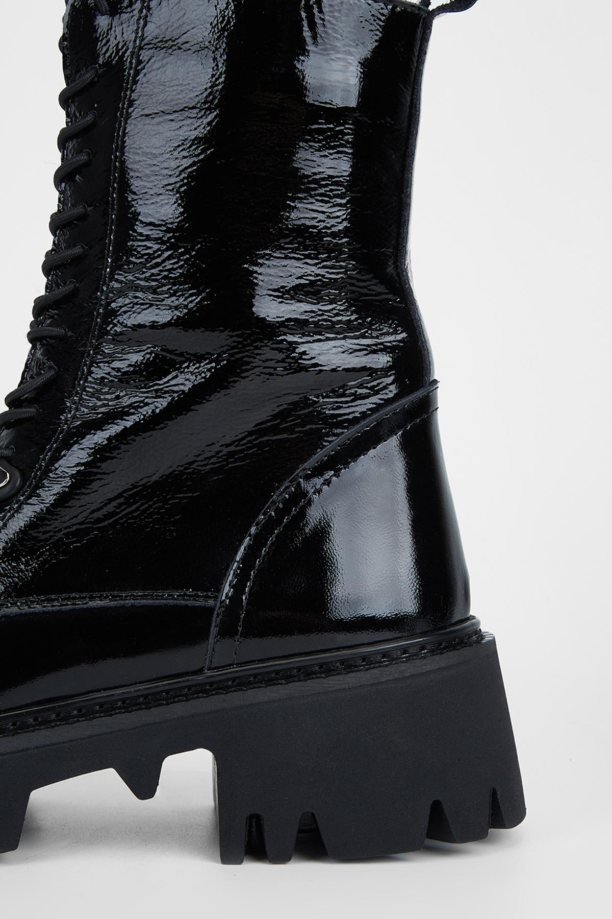 Valmenti Kadın Hakiki Deri Siyah Kırışık Rugan Düz Bot