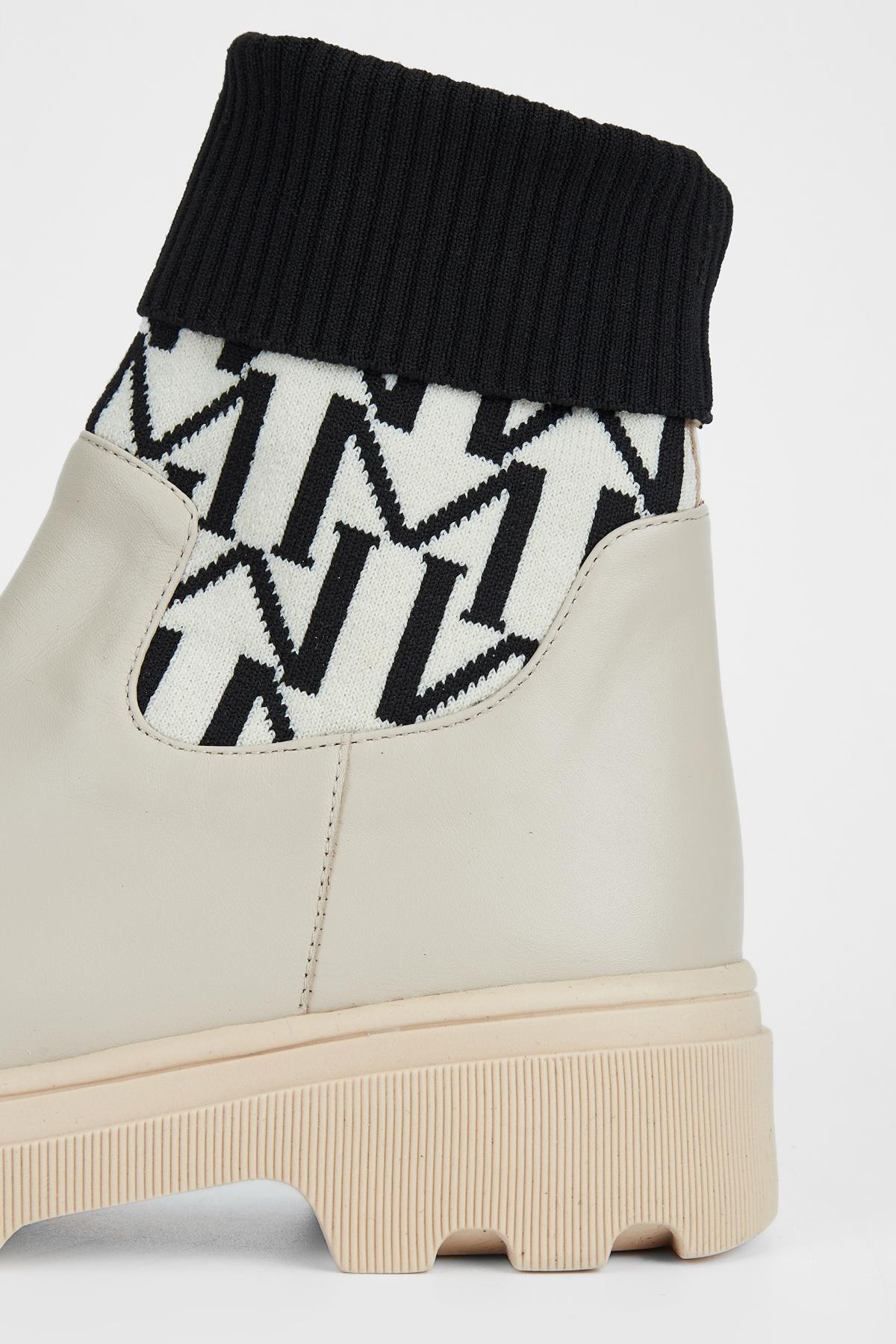 Valmenti Kadın Hakiki Deri Bej Düz Bot