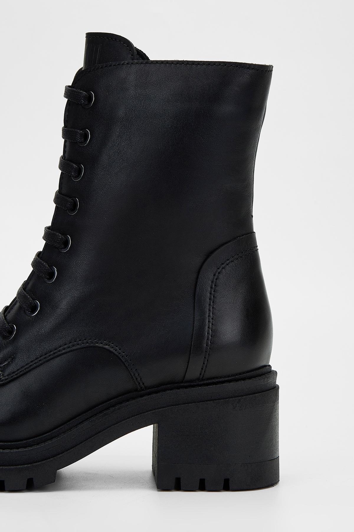 Valmenti Kadın Hakiki Deri Siyah Topuklu Bot