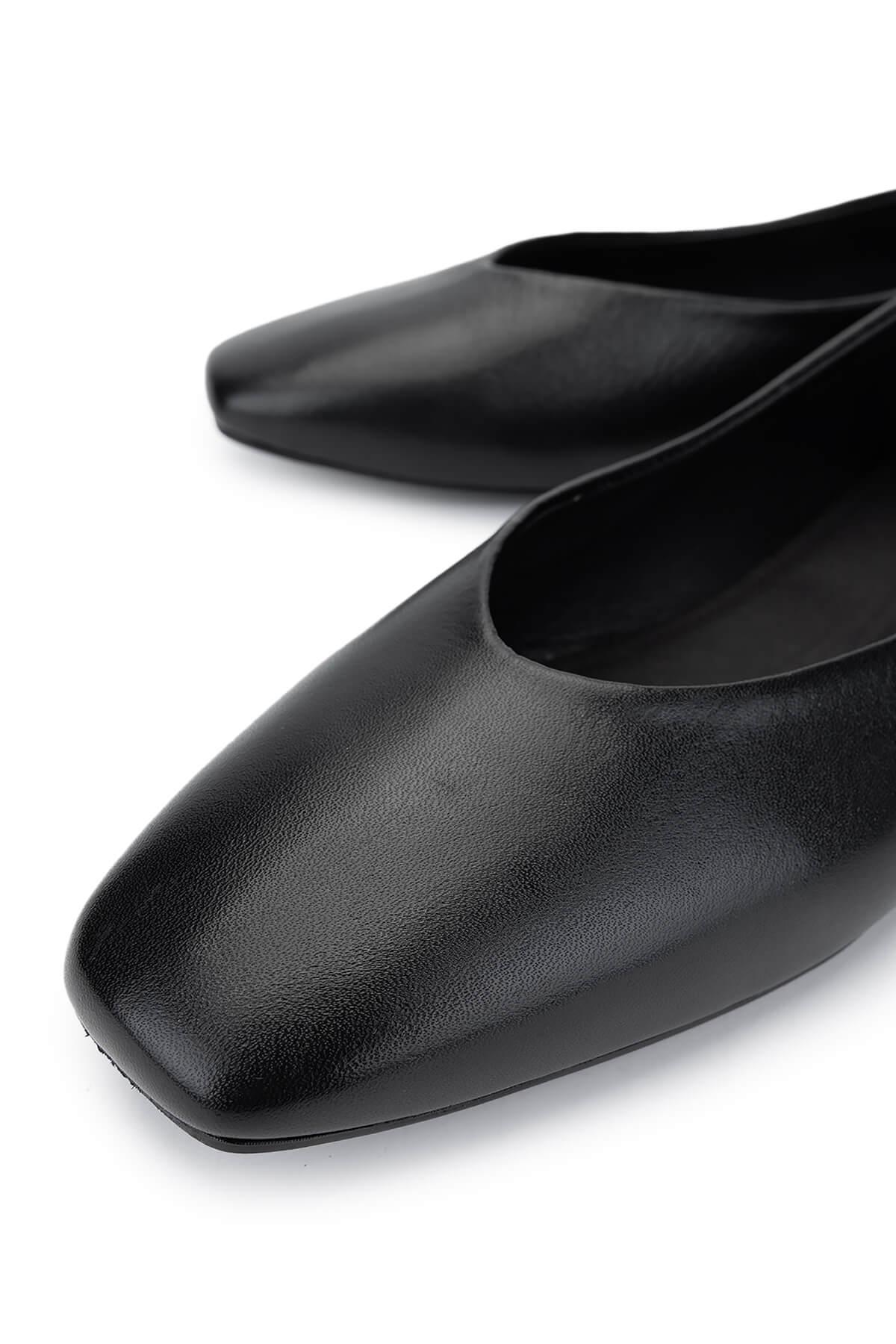 Tamer Tanca Kadın Hakiki Deri Siyah Deri Babet Ayakkabı