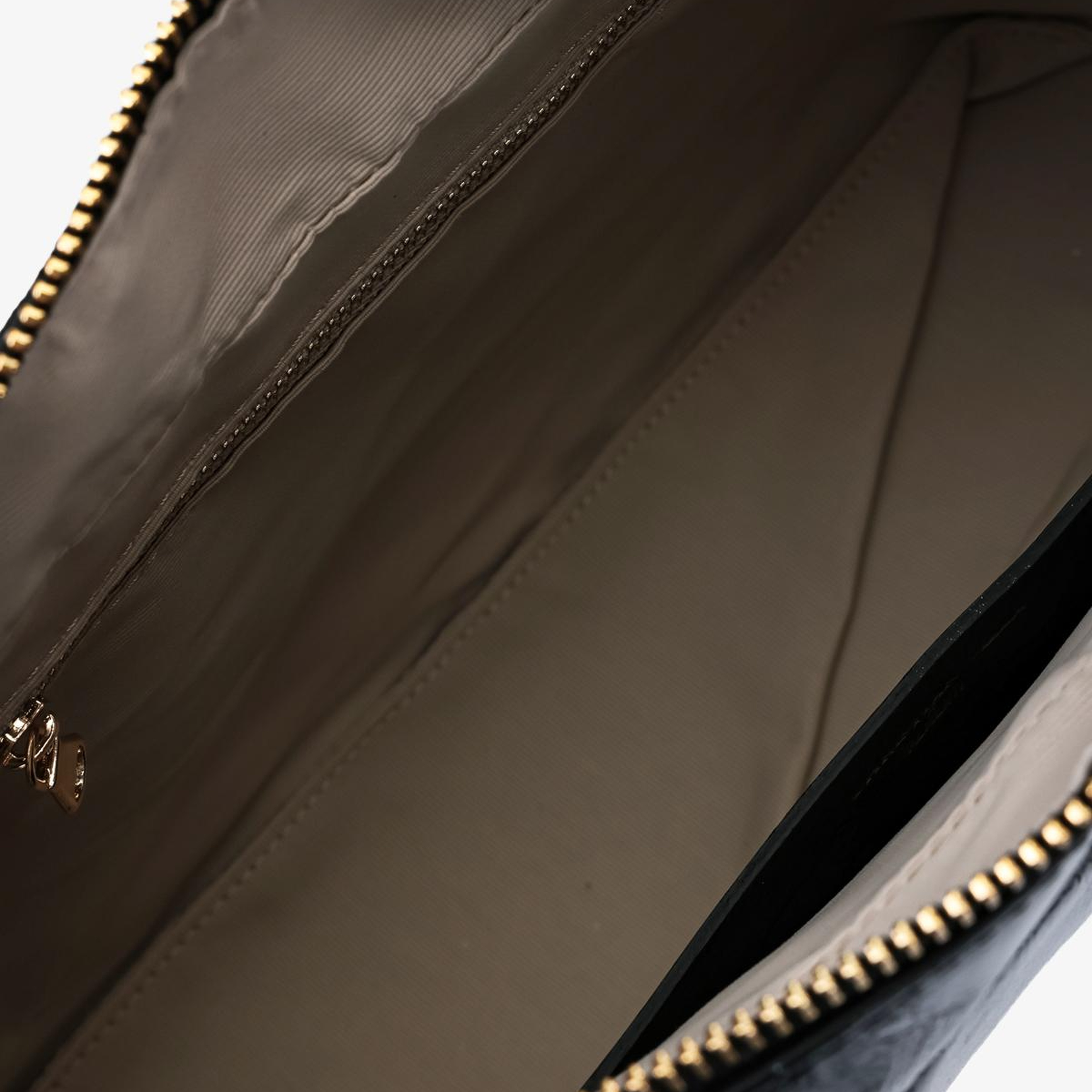 Valmenti Kadın Hakiki Deri Siyah Omuz Çanta