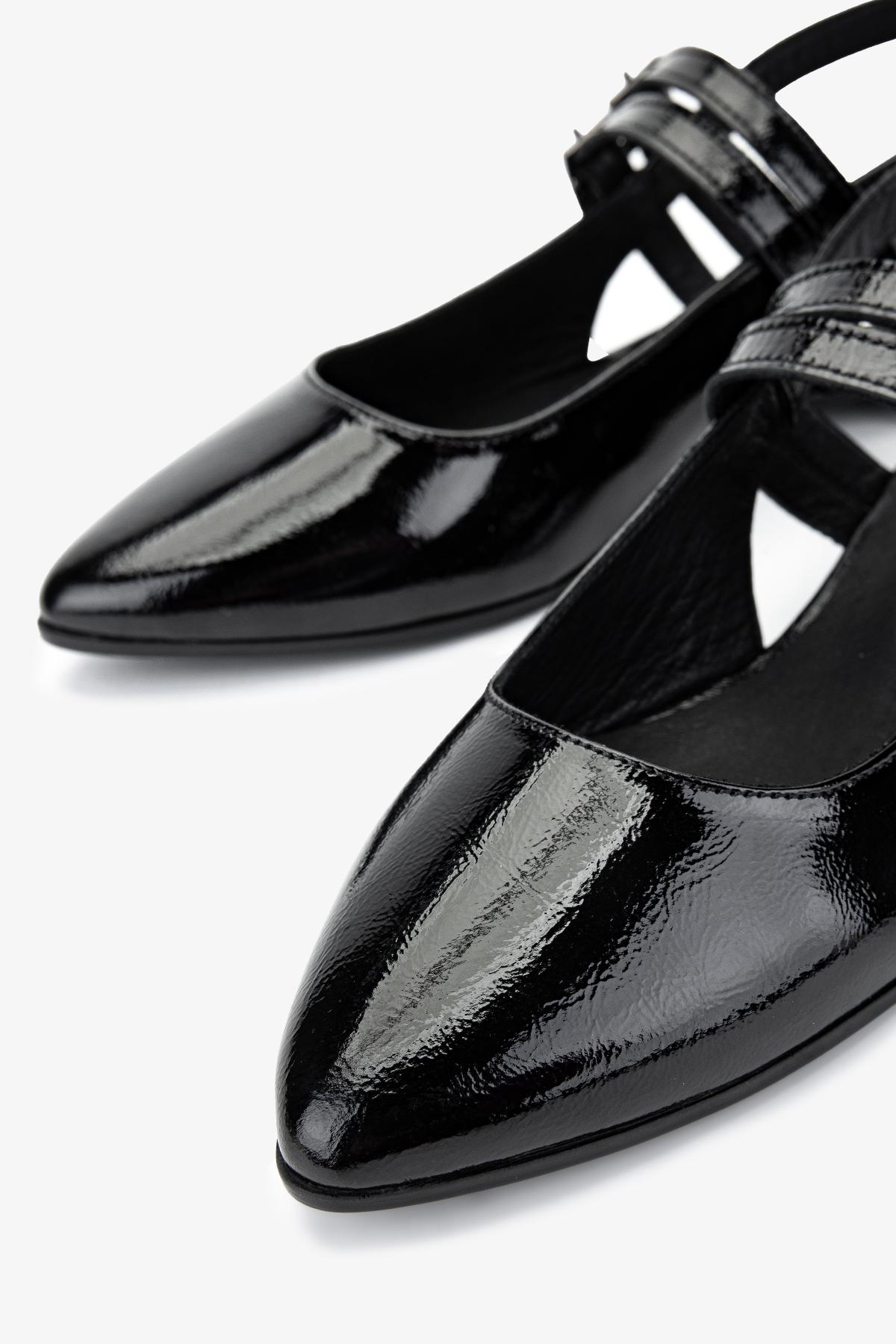 Valmenti Kadın Hakiki Deri Siyah Kırışık Rugan Babet Ayakkabı