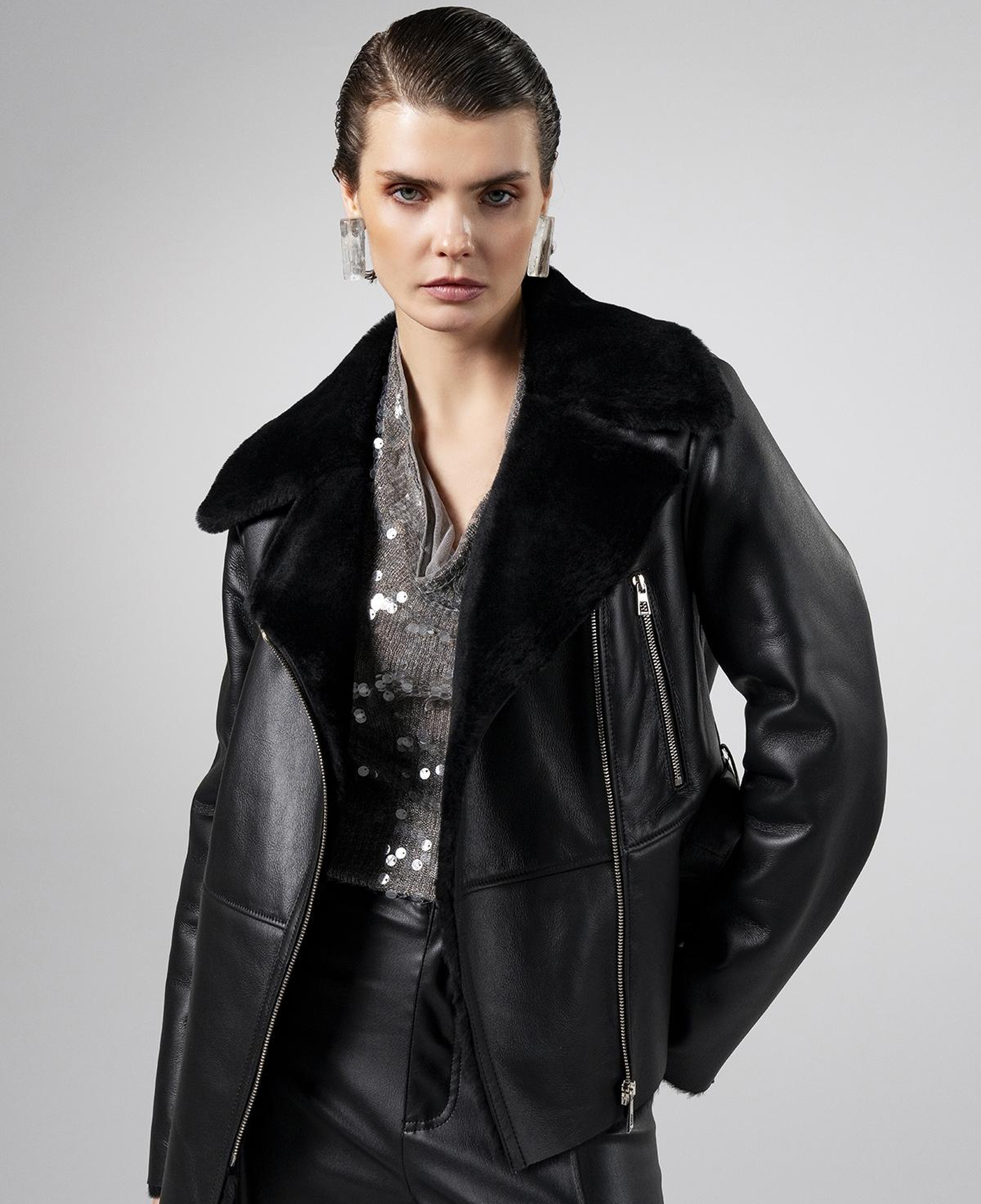 Valmenti Kadın Kuzu Kürk Siyah Kaban