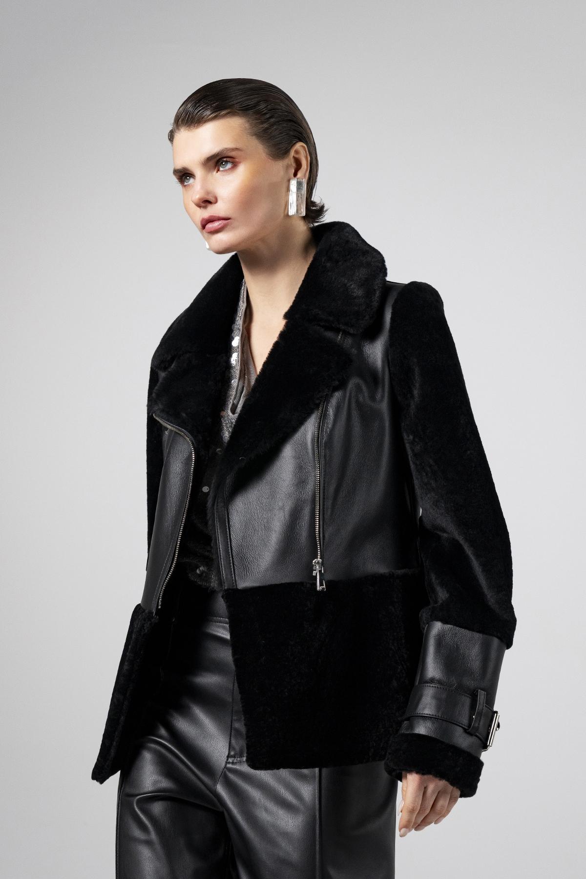 Valmenti Kadın Kuzu Kürk Siyah Kaban