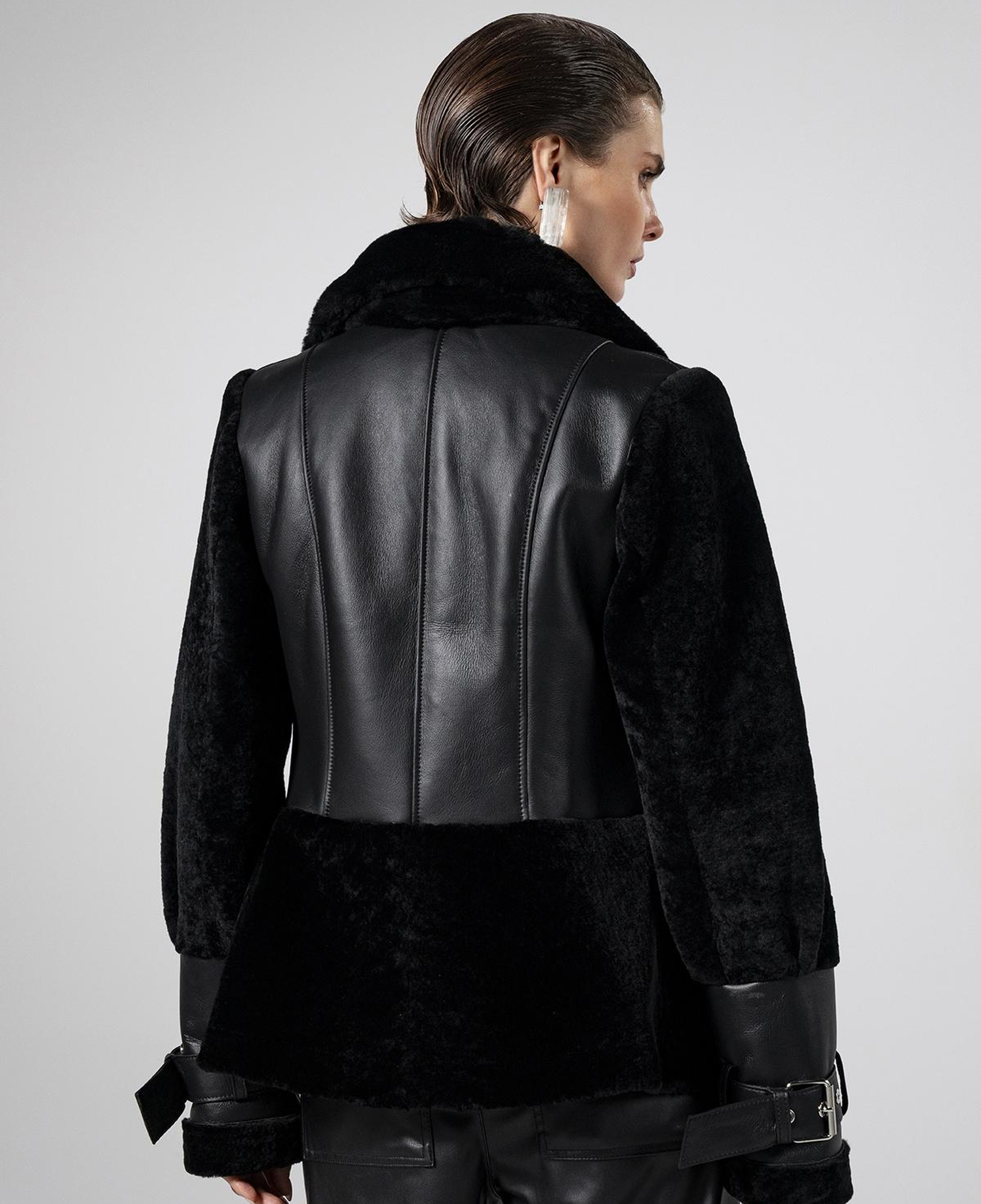 Valmenti Kadın Kuzu Kürk Siyah Kaban