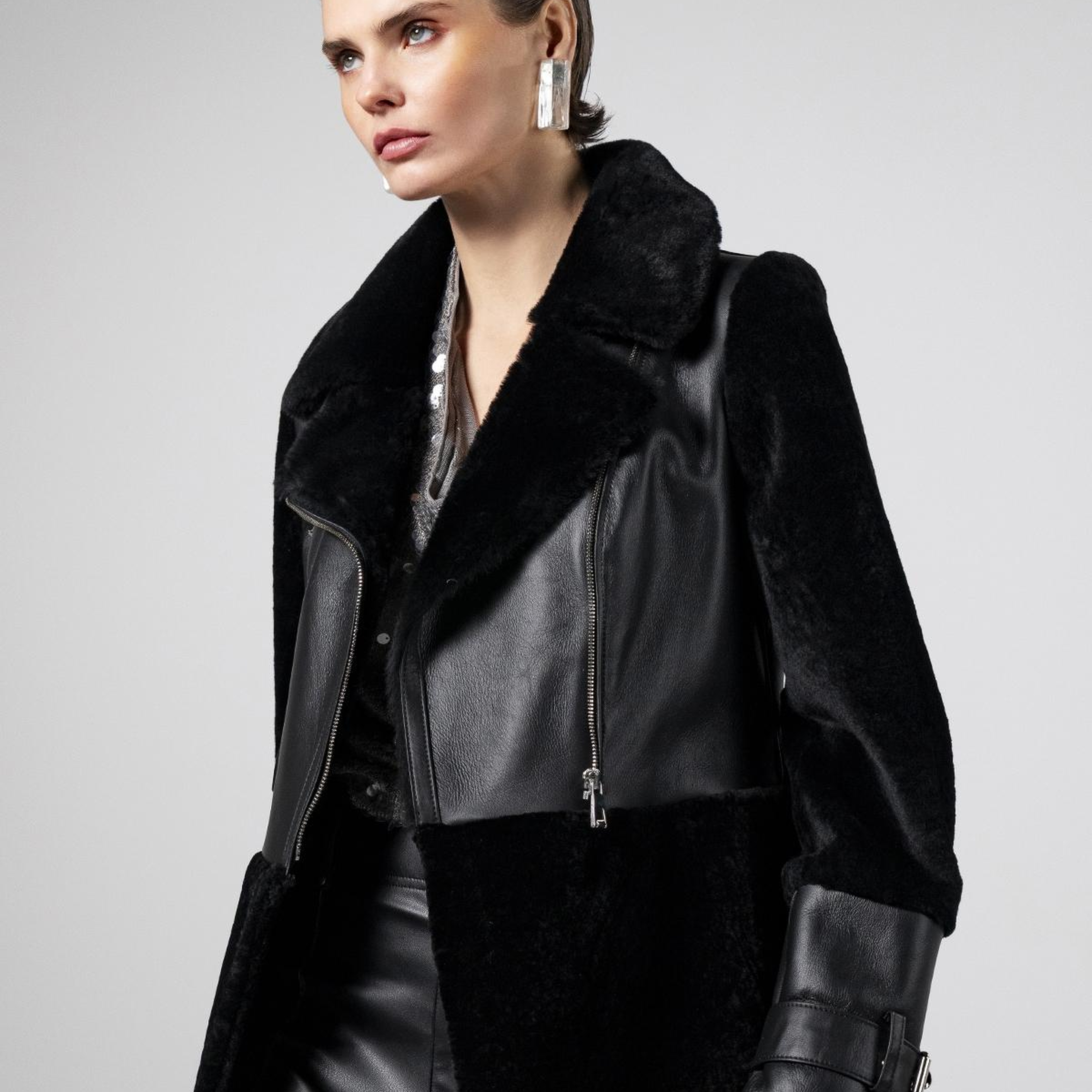 Valmenti Kadın Kuzu Kürk Siyah Kaban