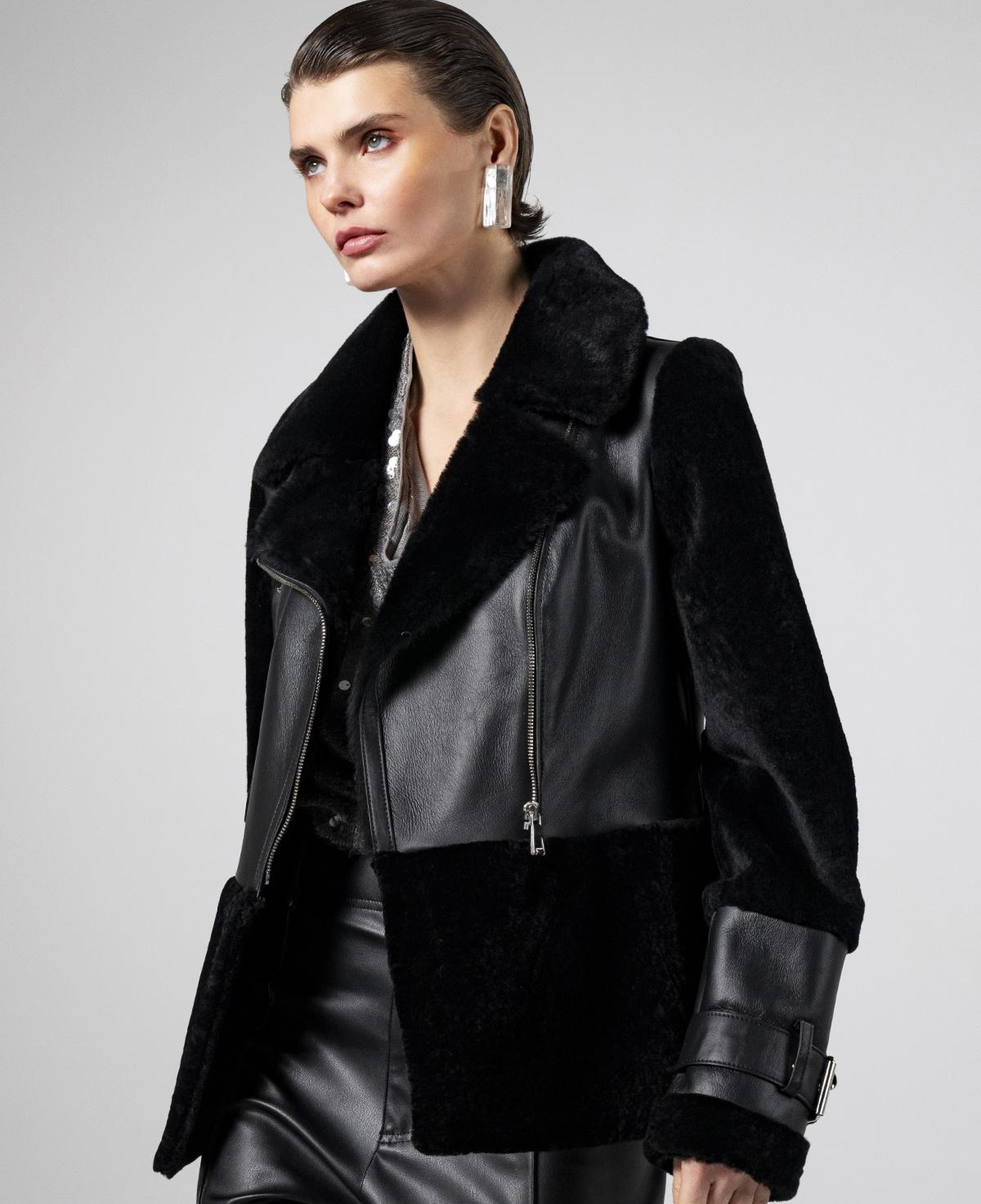 Valmenti Kadın Kuzu Kürk Siyah Kaban