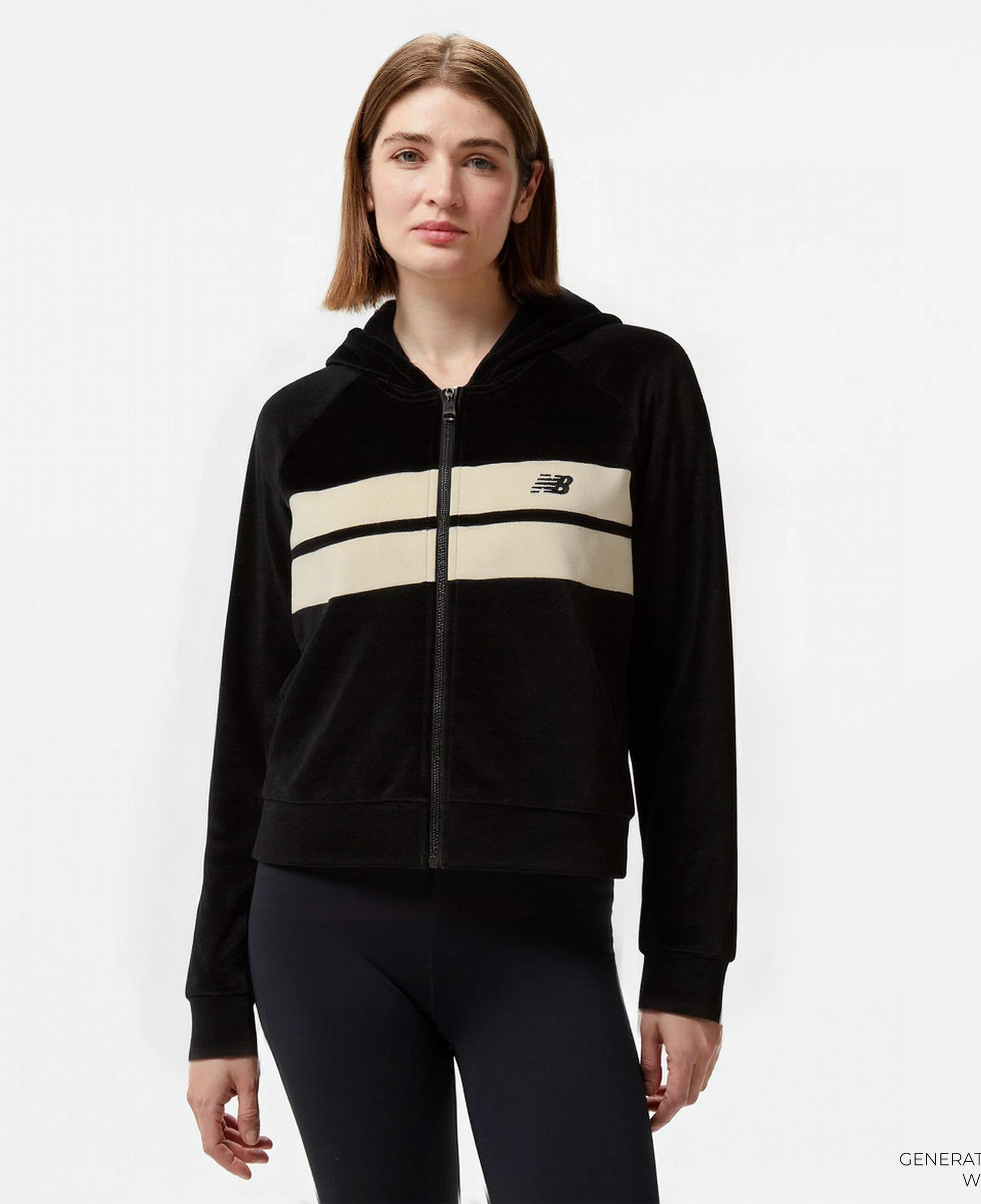 New Balance Lifestyle Kadın Siyah Ceket