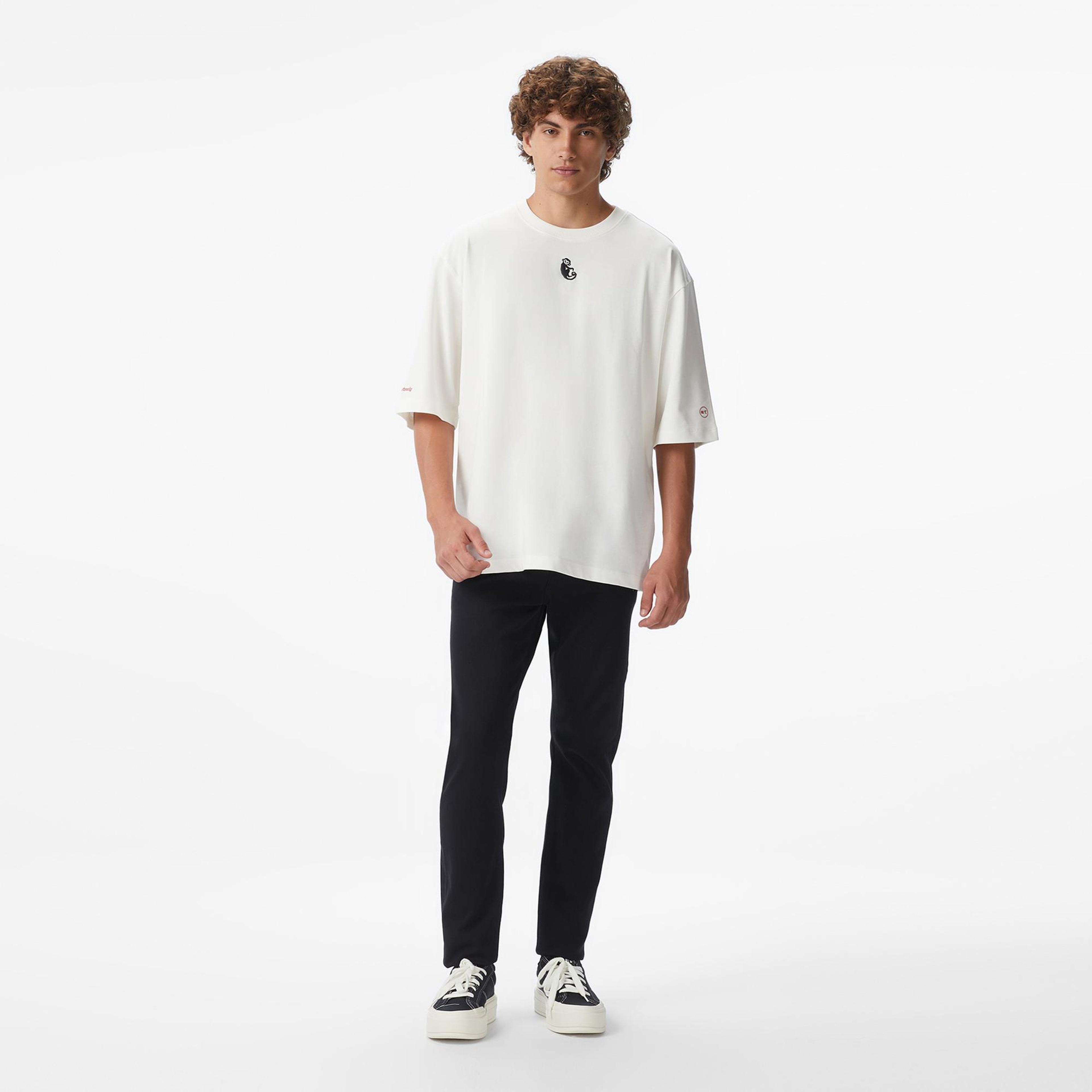 UNITED4 x Monkey Project We Are Family Unisex Beyaz T-Shirt