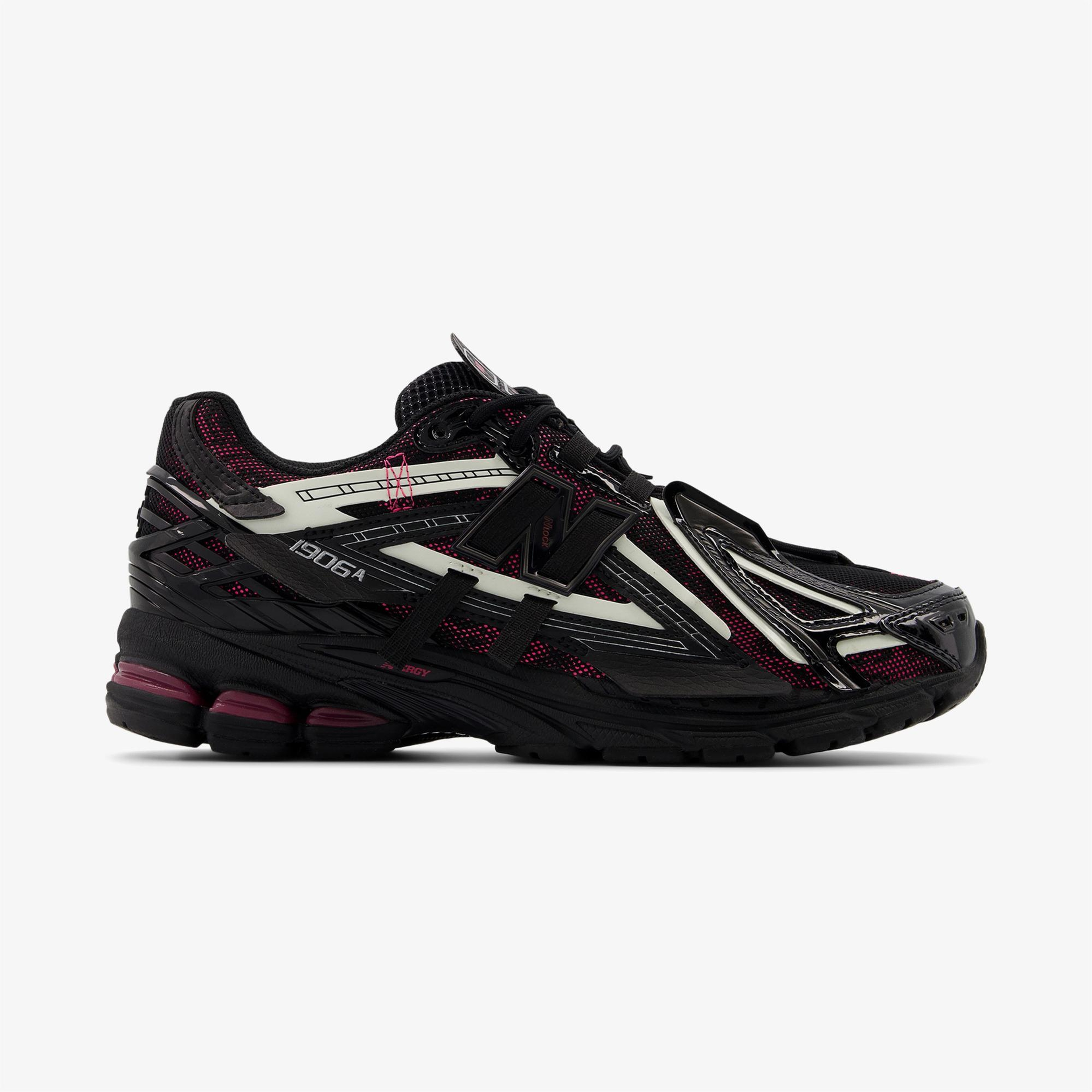 New Balance 1906 Kadın Siyah Spor Ayakkabı