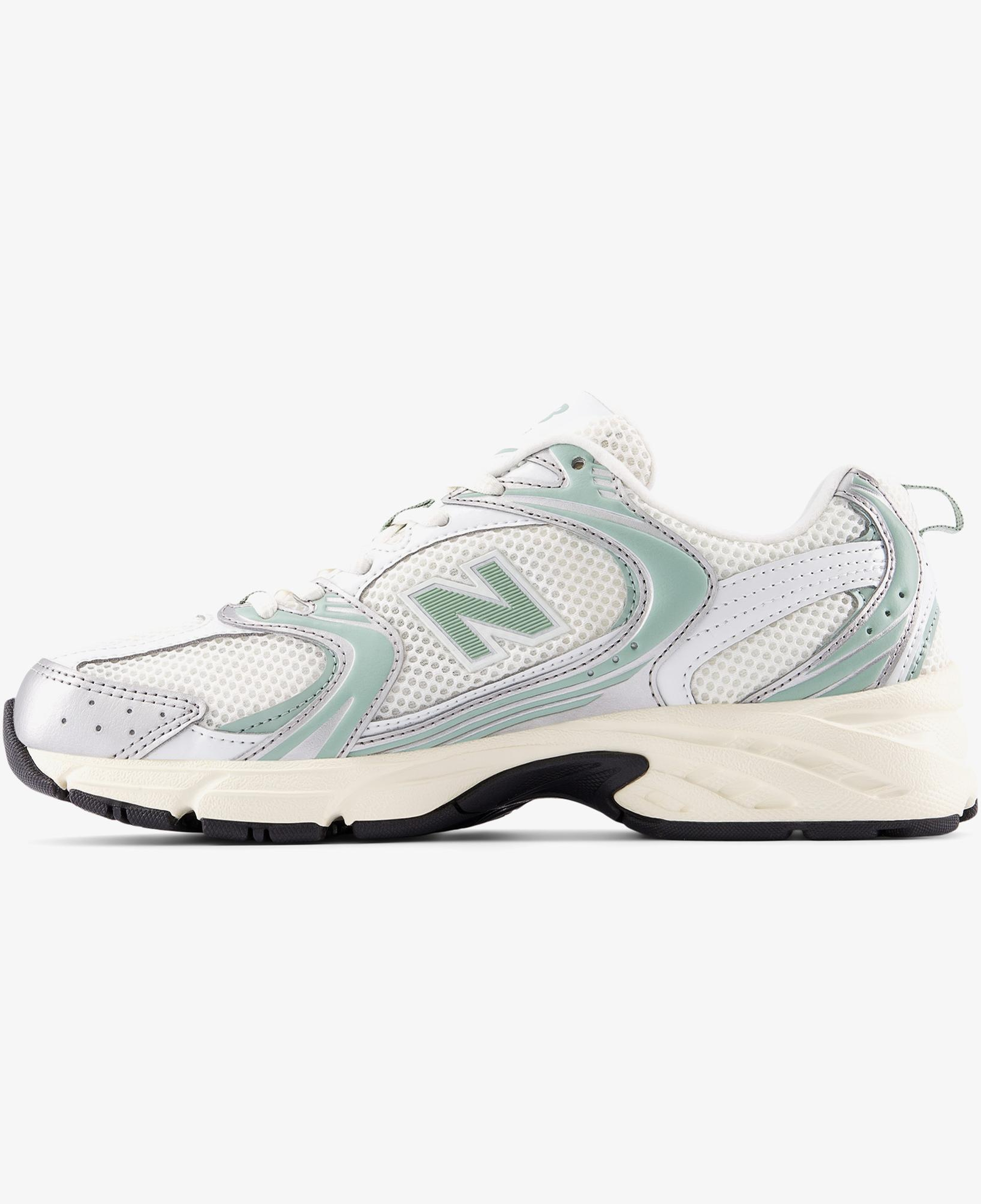 New Balance 530 Lifestyle Kadın Gri/Yeşil Spor Ayakkabı