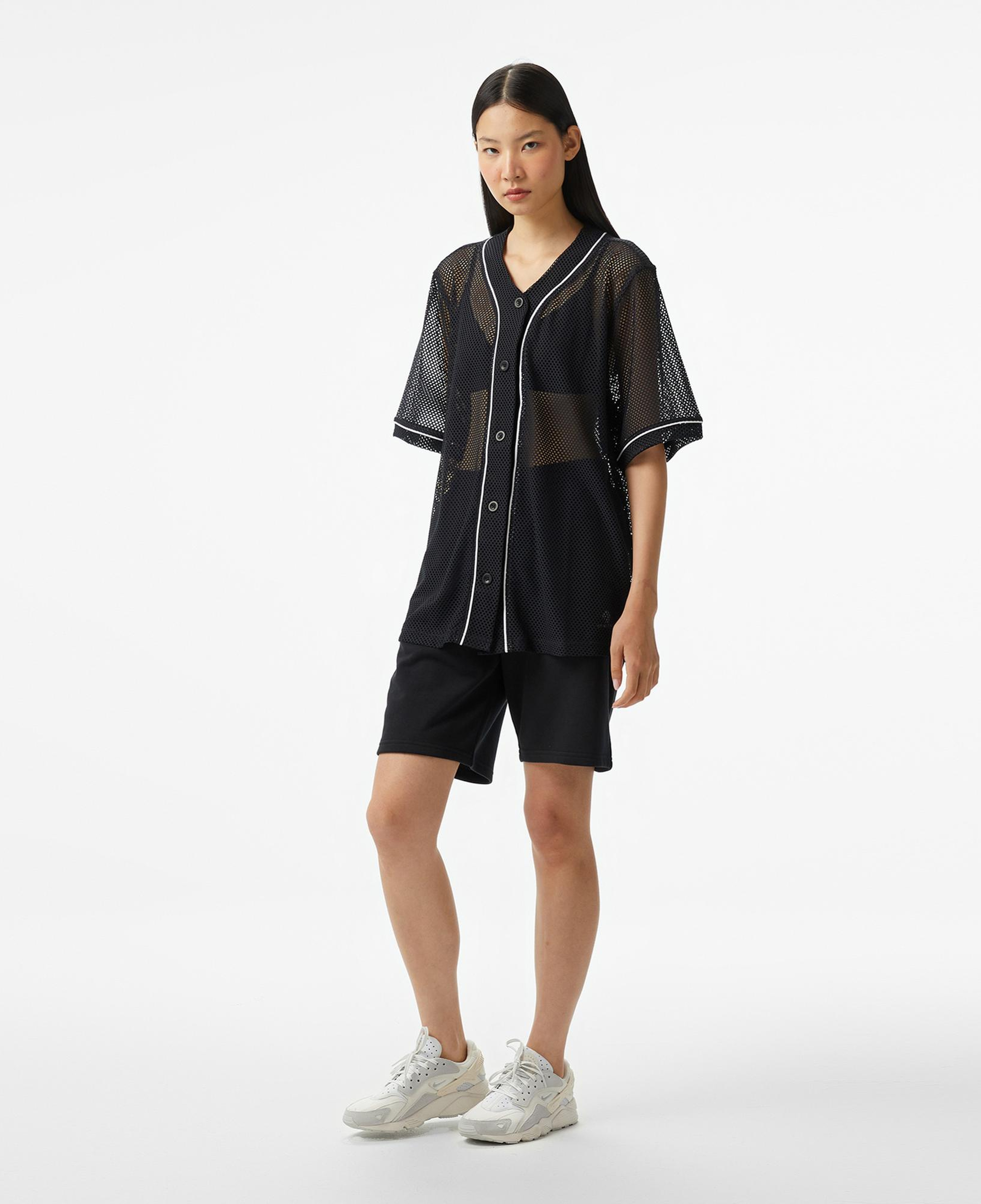 Under Armour Sportsyle Kadın Siyah Gömlek