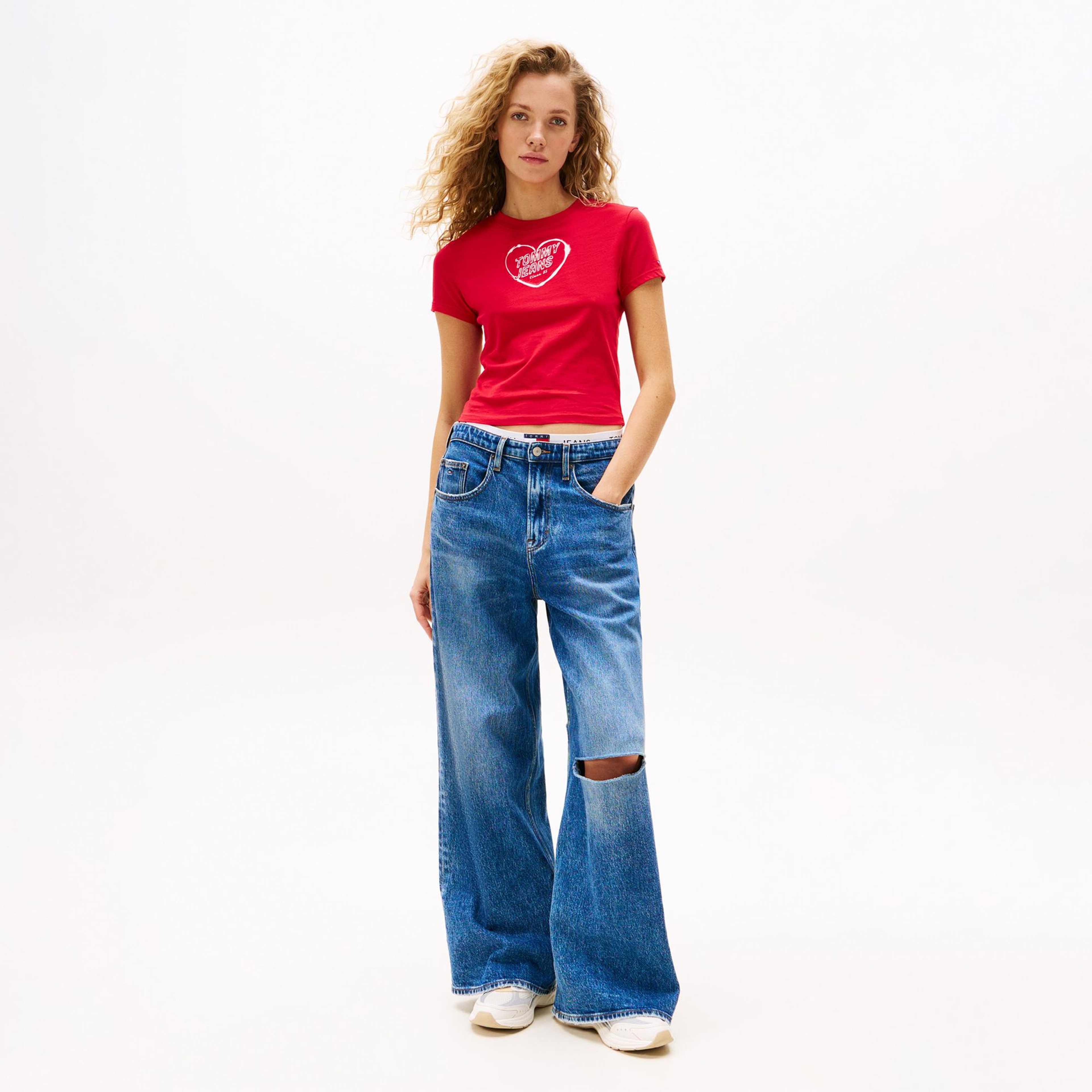 Tommy Jeans Slim Essential Logo Ext Kadın Kırmızı T-Shirt