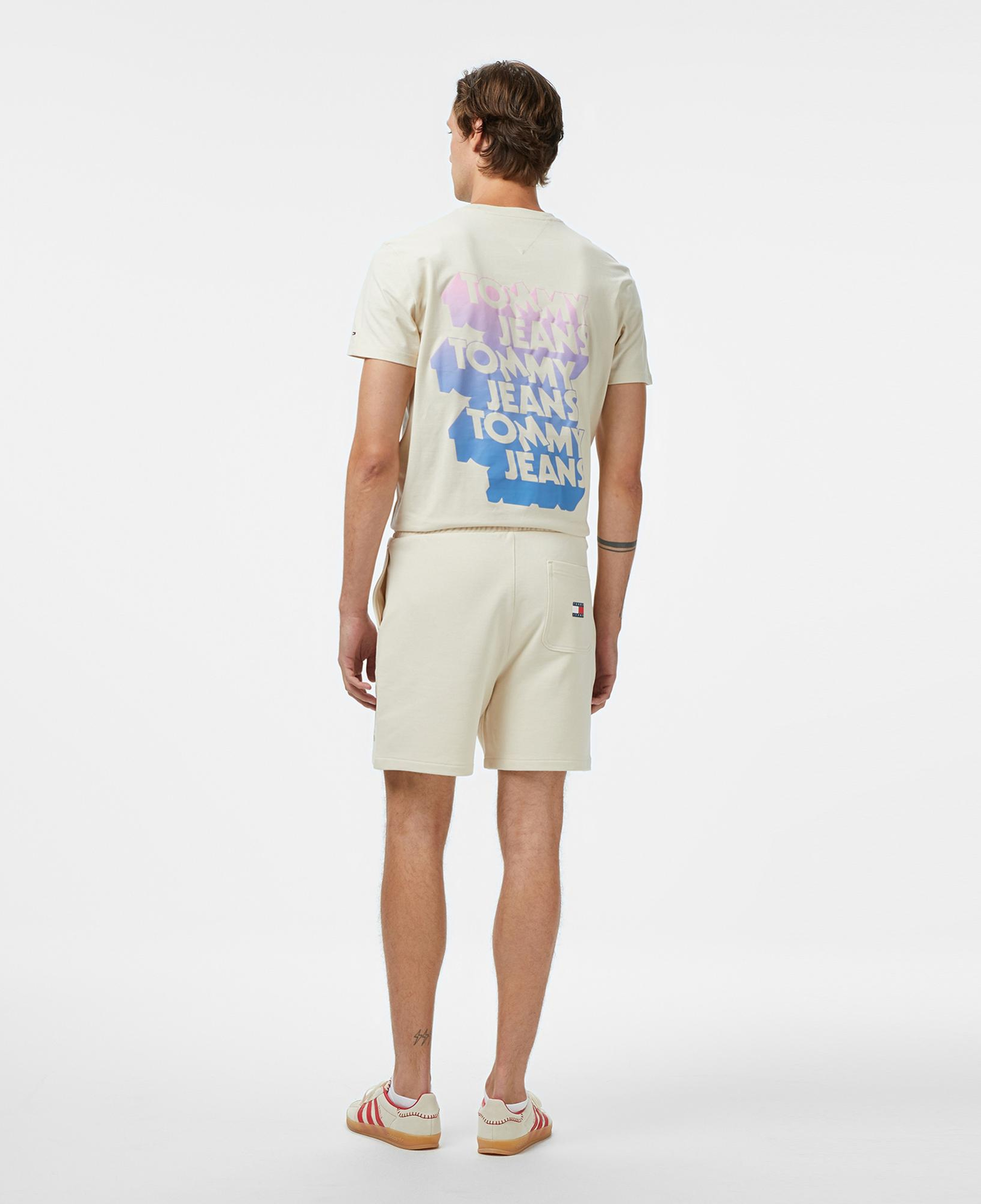 Tommy Jeans Stack Logo Erkek Bej Şort
