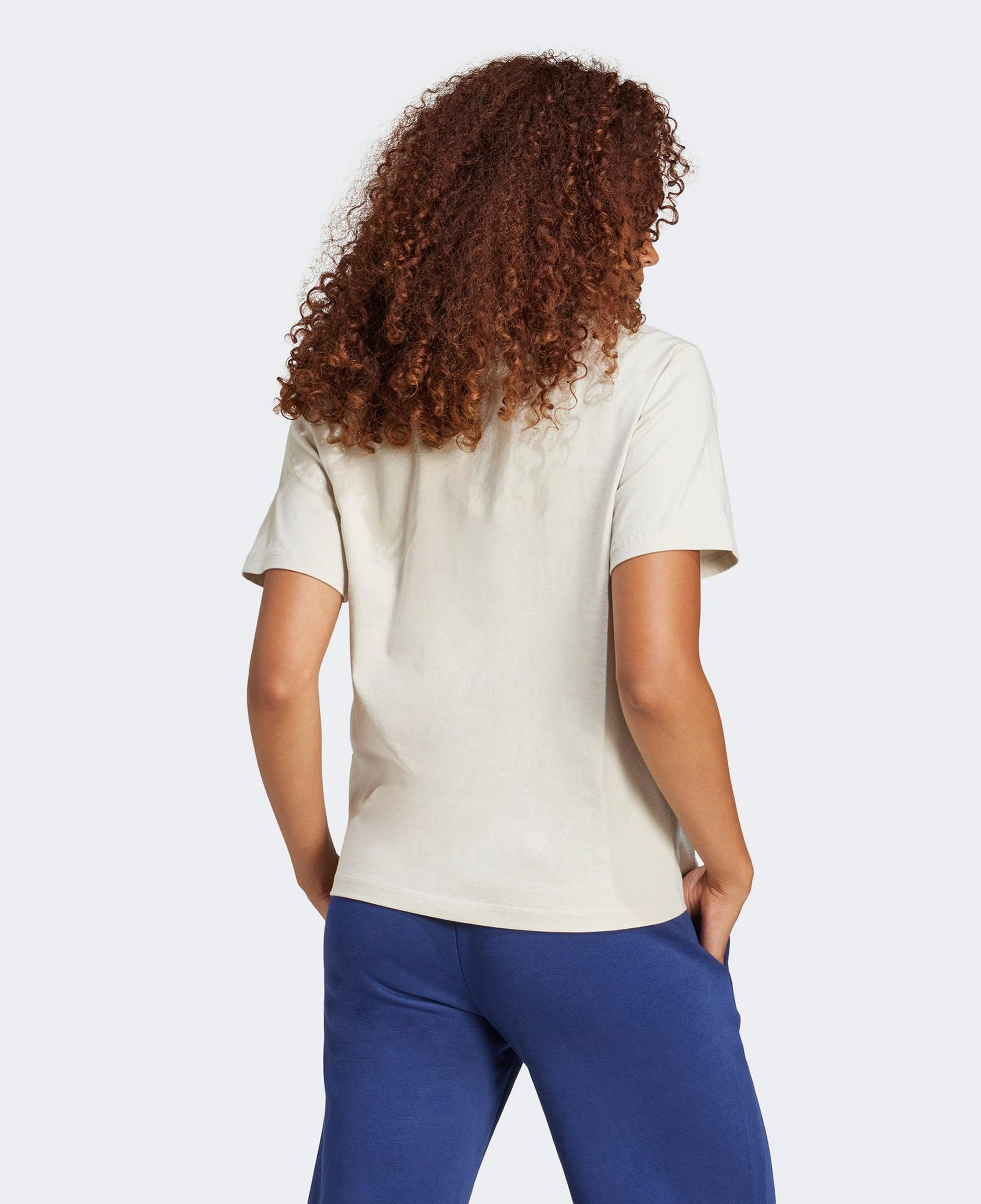 adidas Essentials Small Logo Kadın Bej T-Shirt