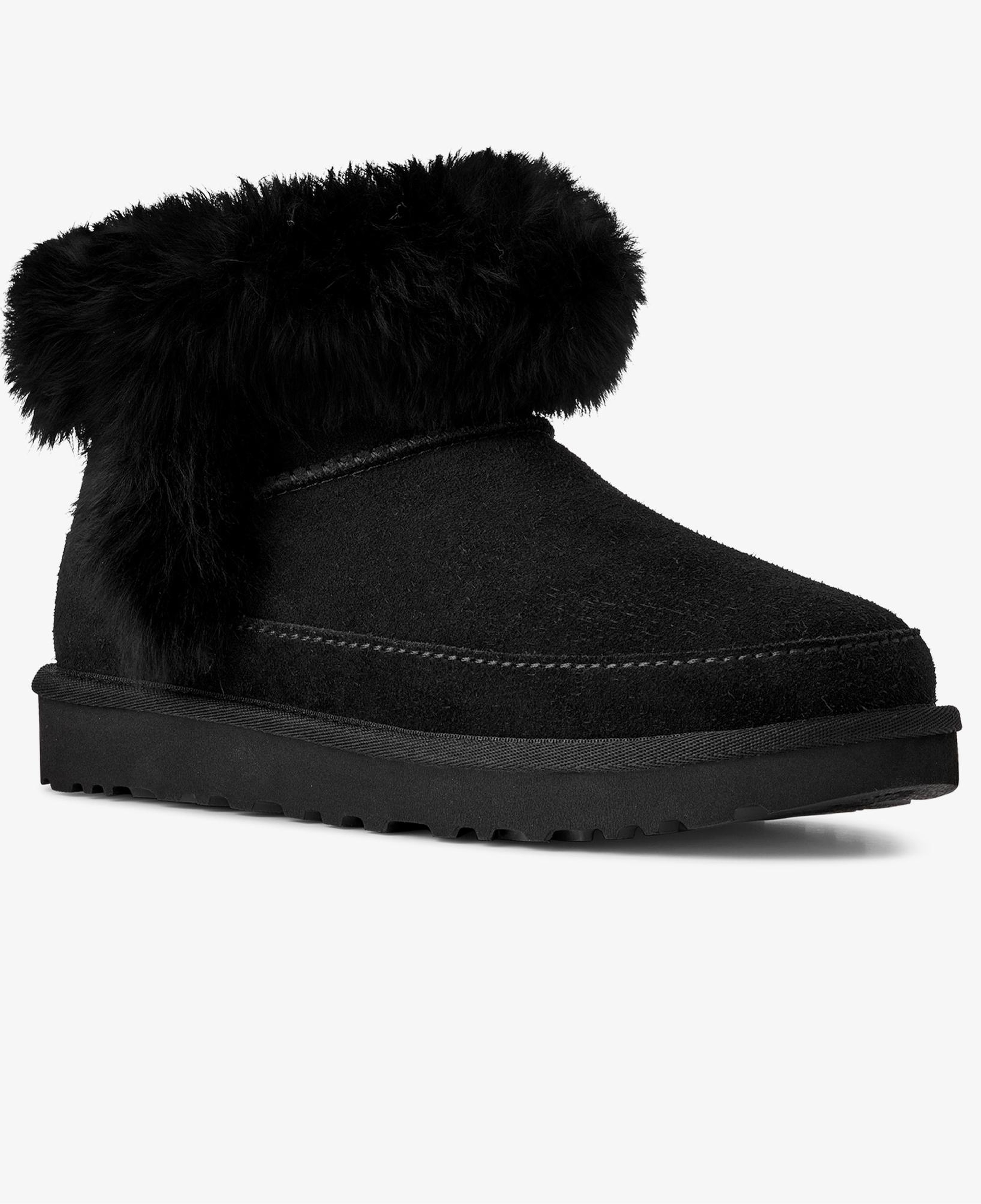 UGG Classic Ultra Mini Chalet Kadın Siyah Bot