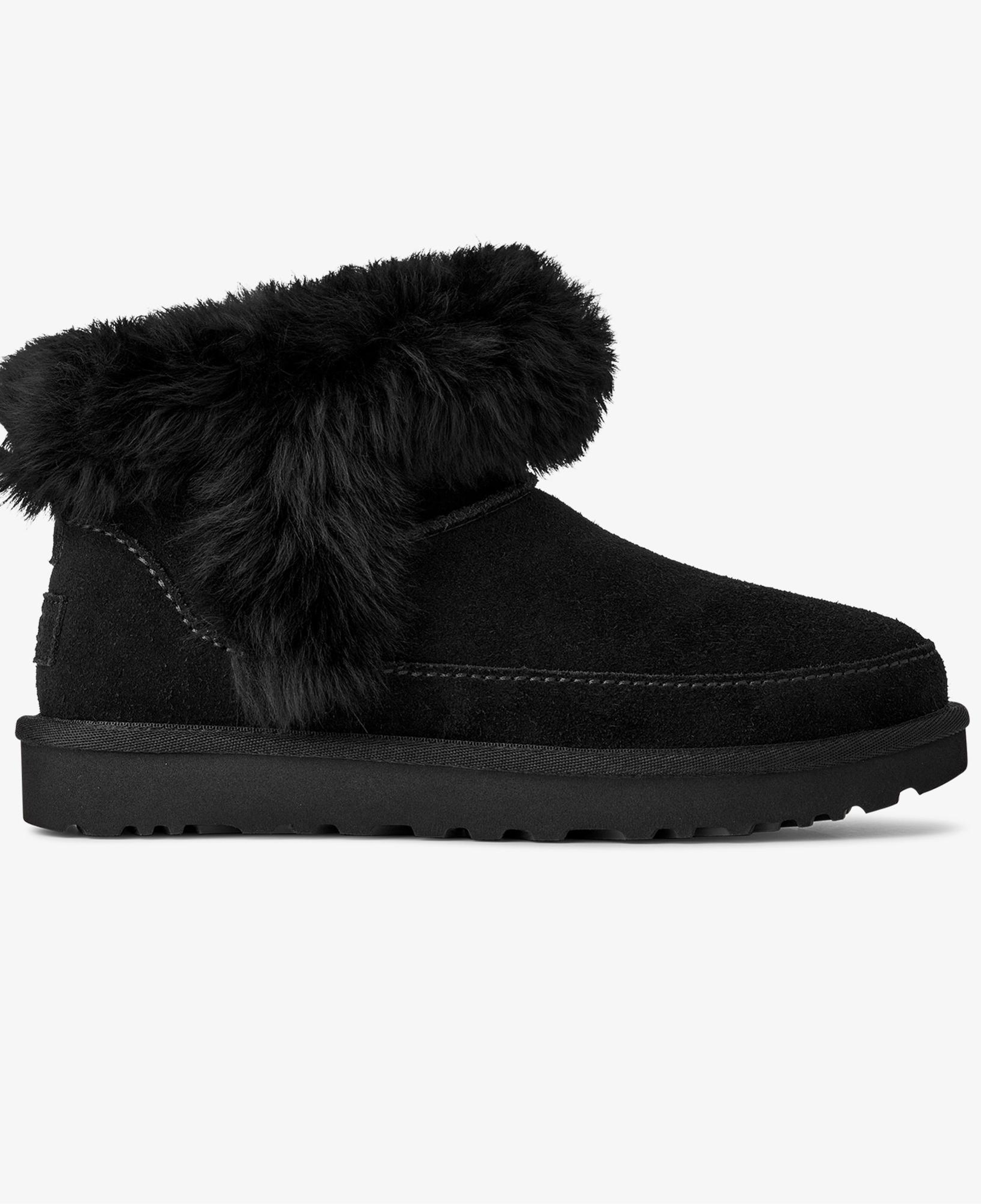 UGG Classic Ultra Mini Chalet Kadın Siyah Bot
