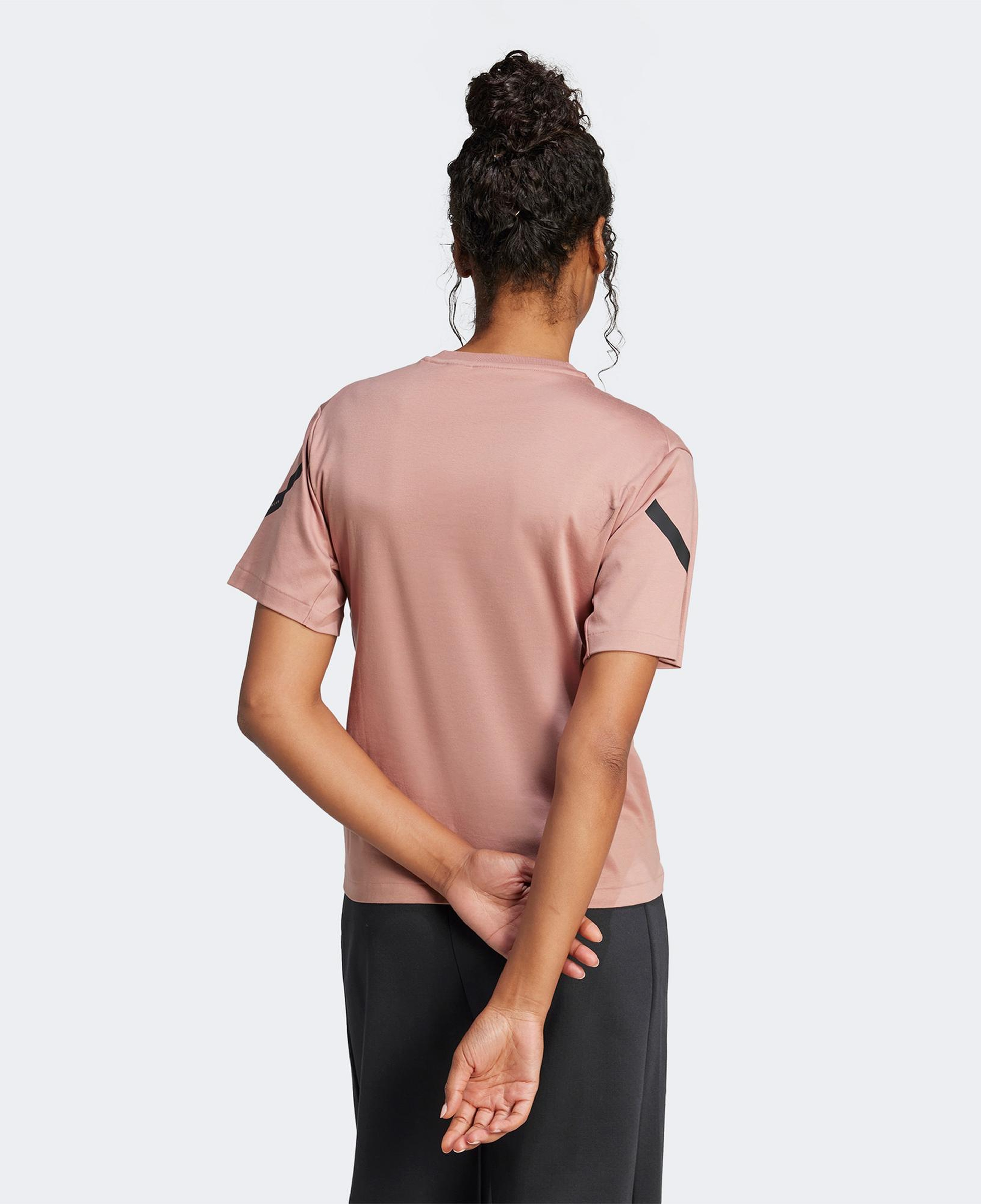adidas ZNE Kadın Pembe T-Shirt