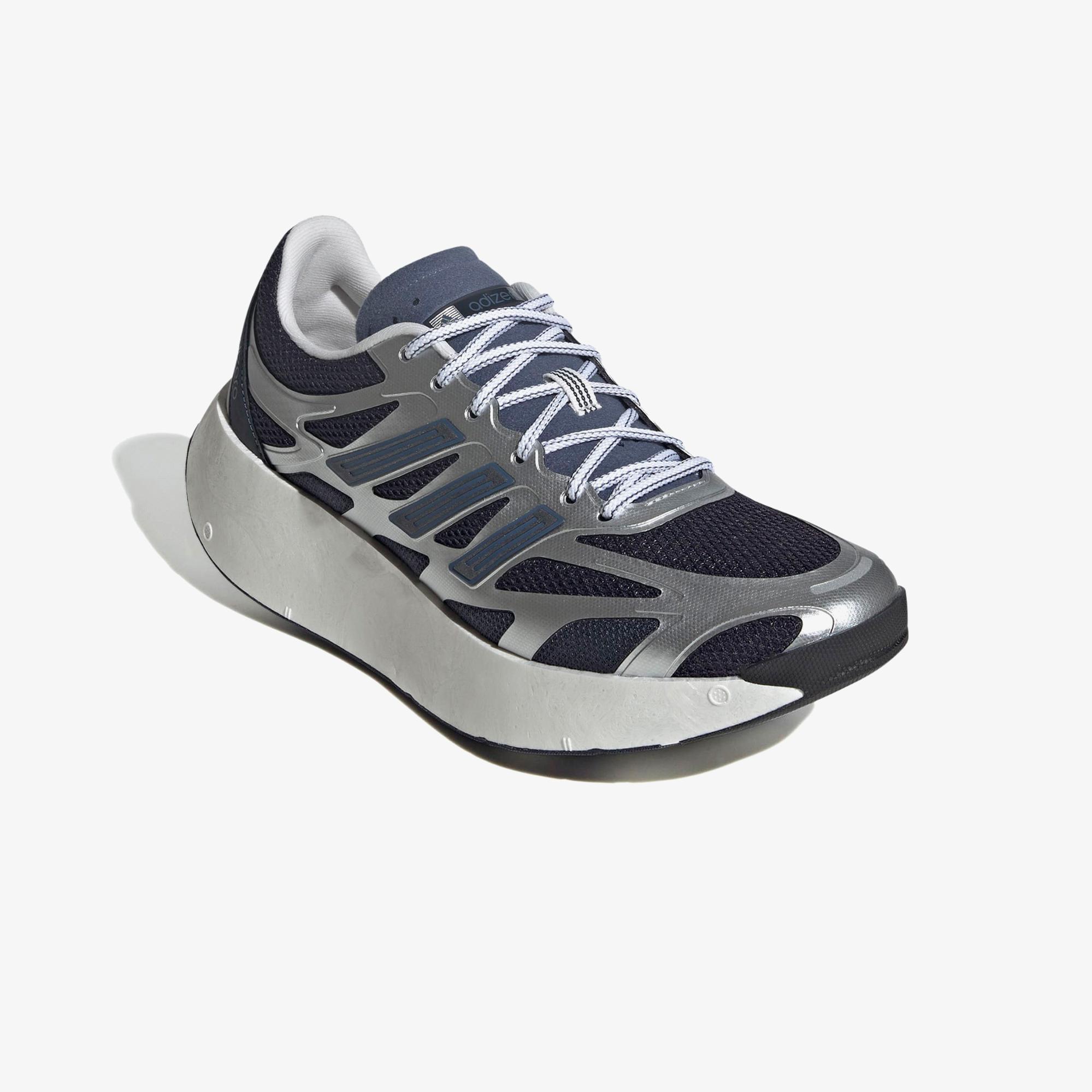 adidas Adizero Aruku Kadın Gri Spor Ayakkabı