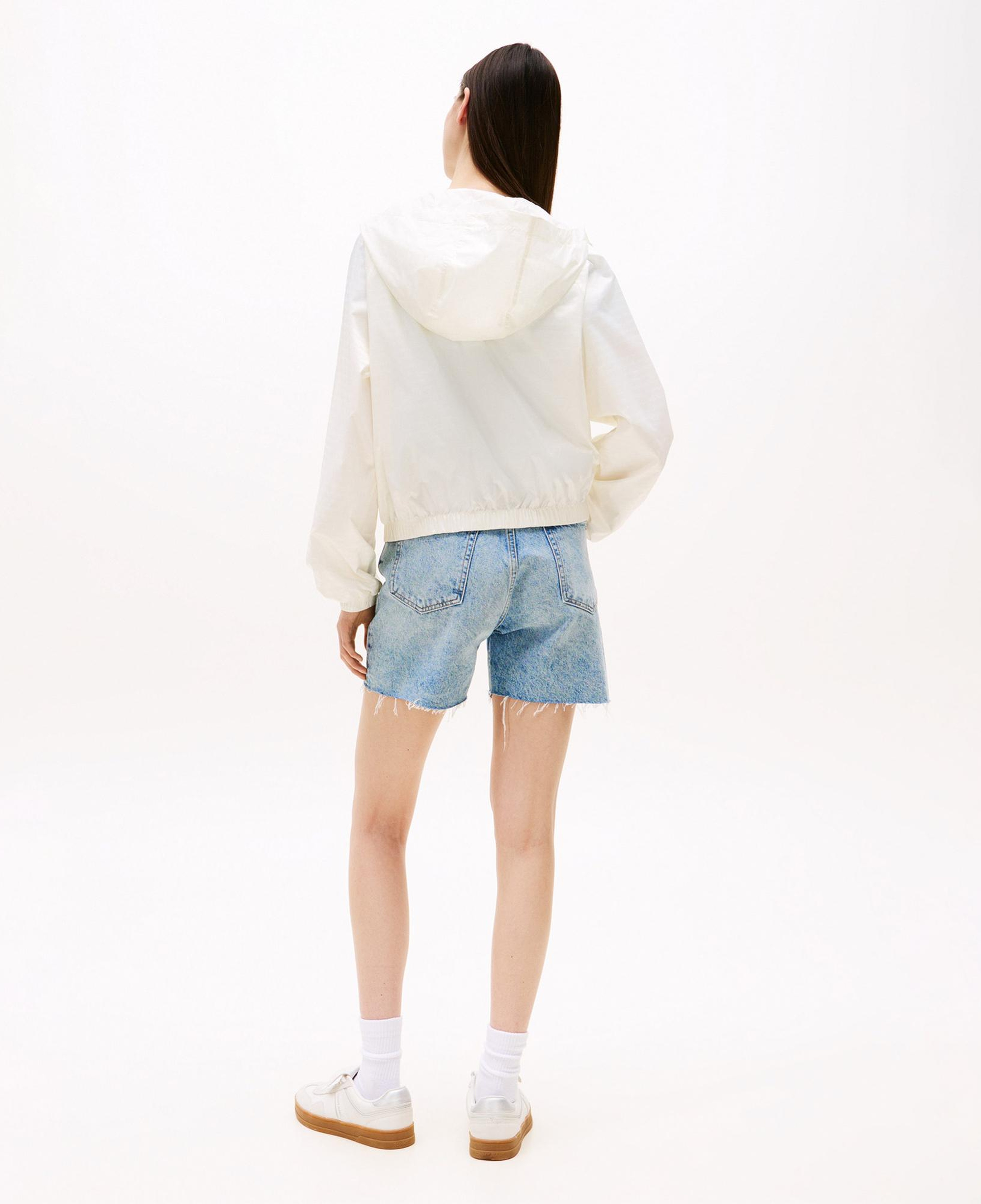 Tommy Hilfiger Repeat Logo Water Repellant Kadın Beyaz Ceket