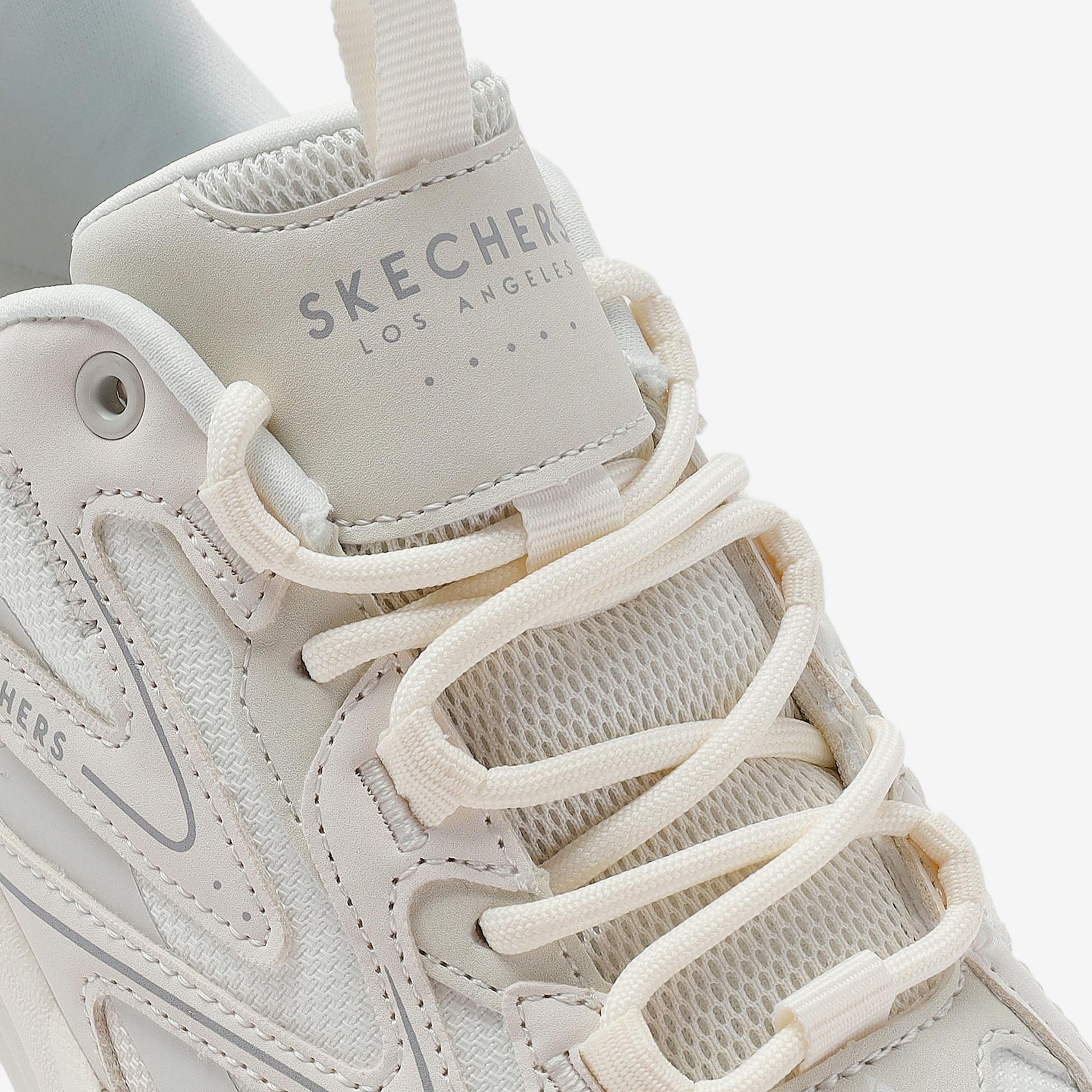 Skechers Moonhiker Kadın Beyaz Spor Ayakkabı