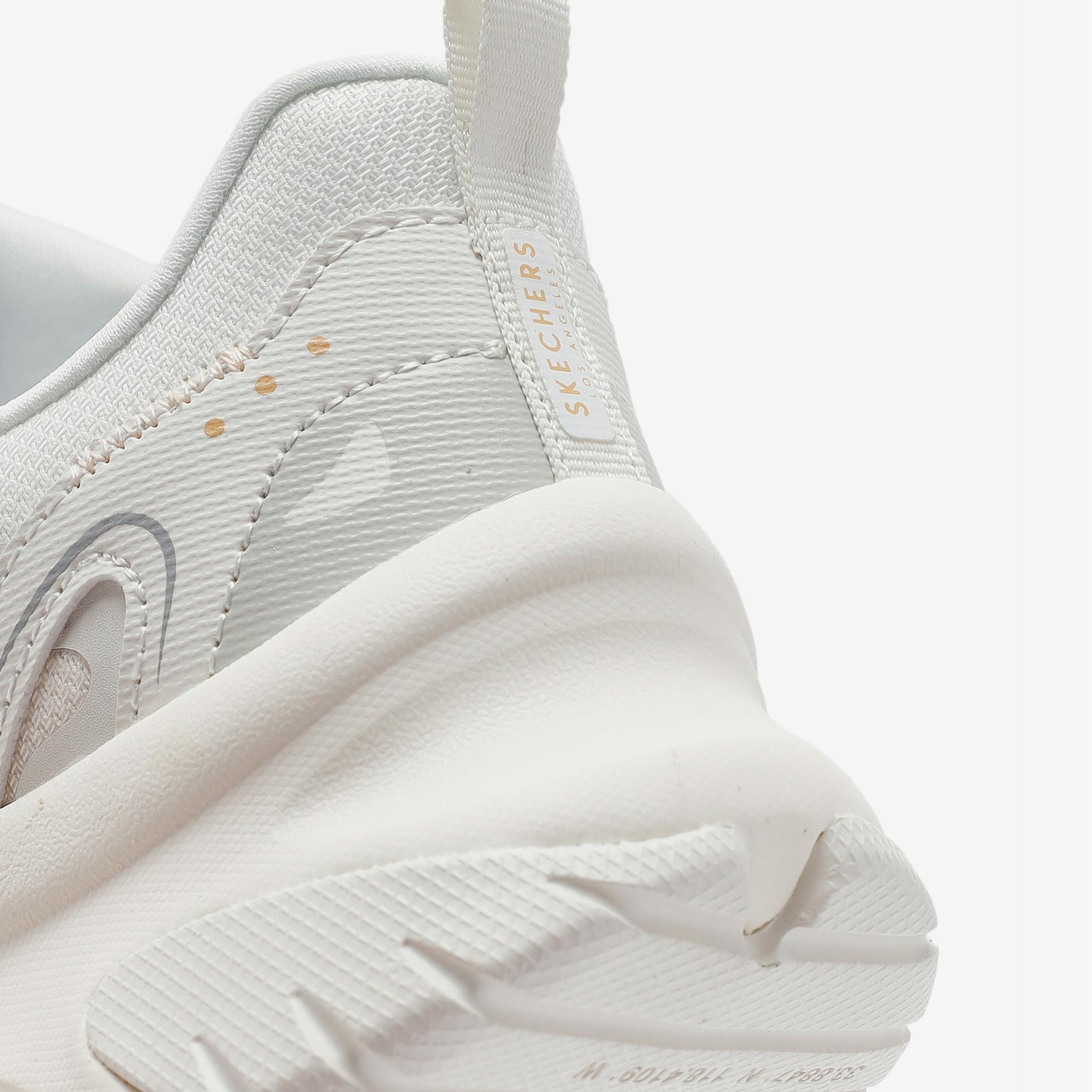 Skechers Moonhiker Kadın Beyaz Spor Ayakkabı